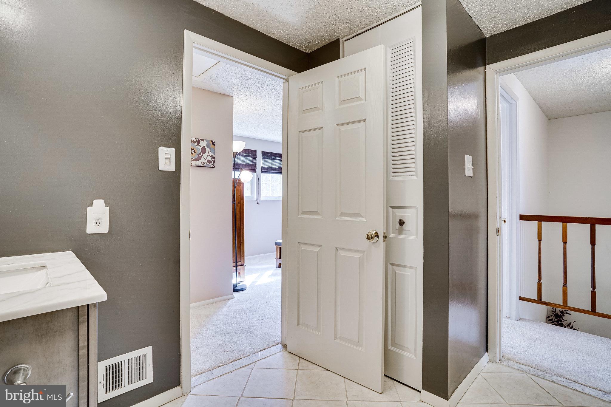 NEWINGTON FOREST - Residential