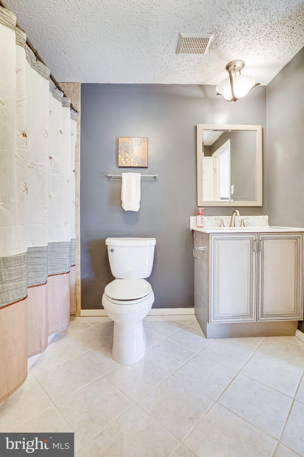 NEWINGTON FOREST - Residential