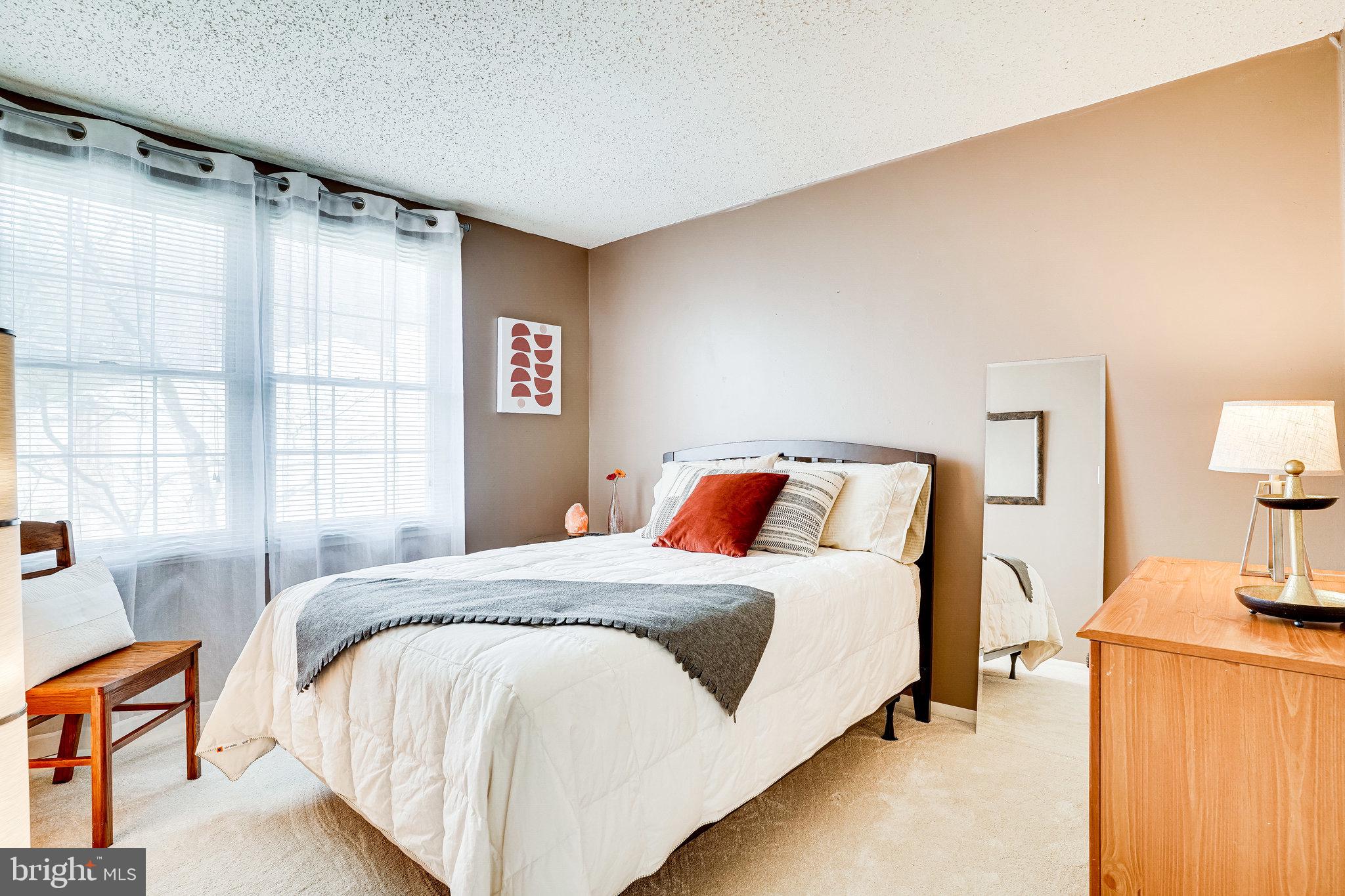 NEWINGTON FOREST - Residential