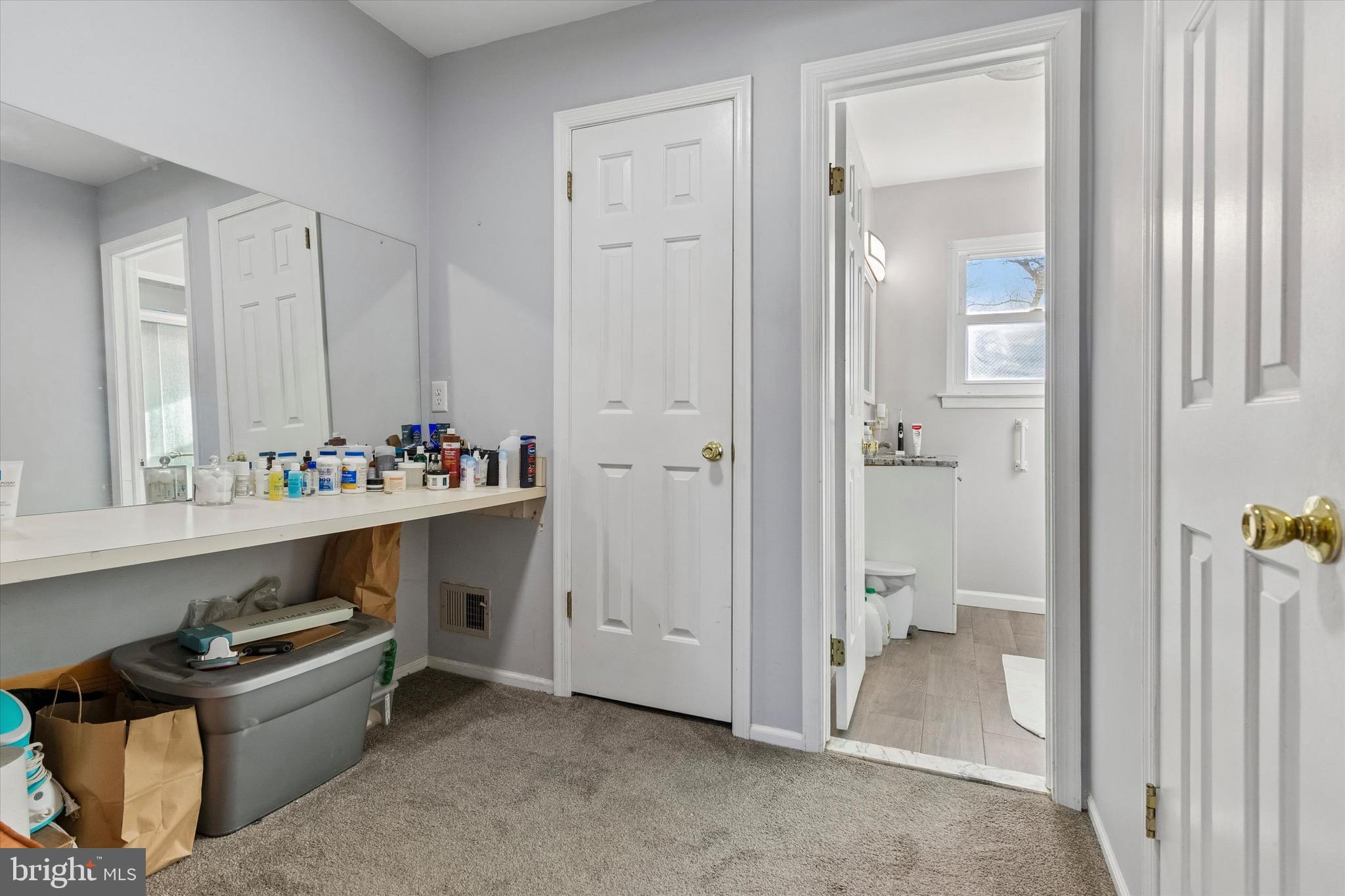 BLUE BELL - Residential