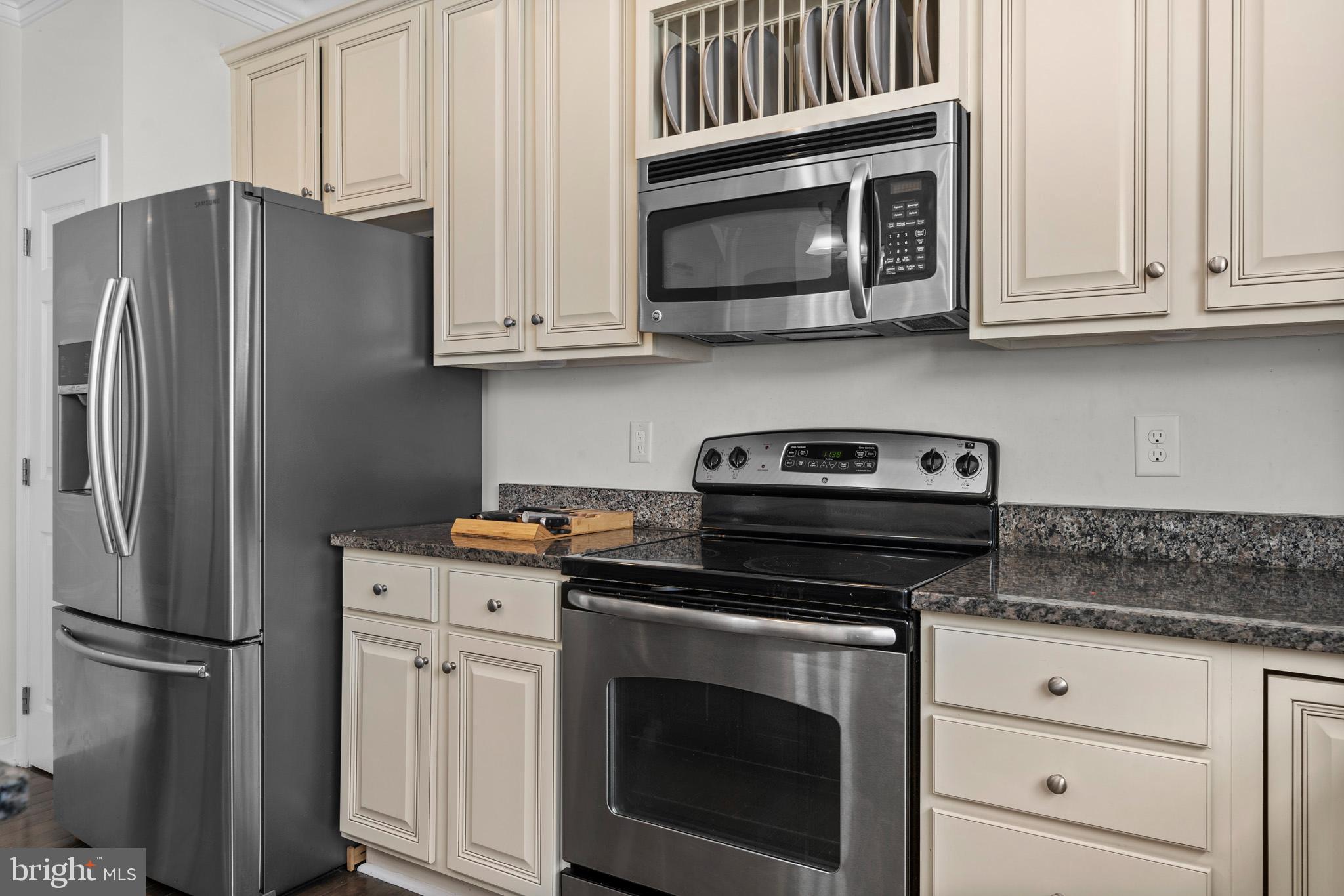 OAK TREE LANDING - Residential