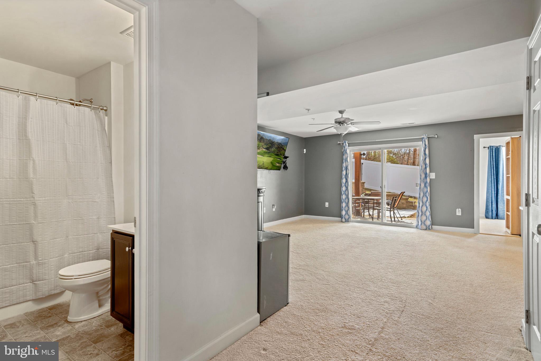 OAK TREE LANDING - Residential