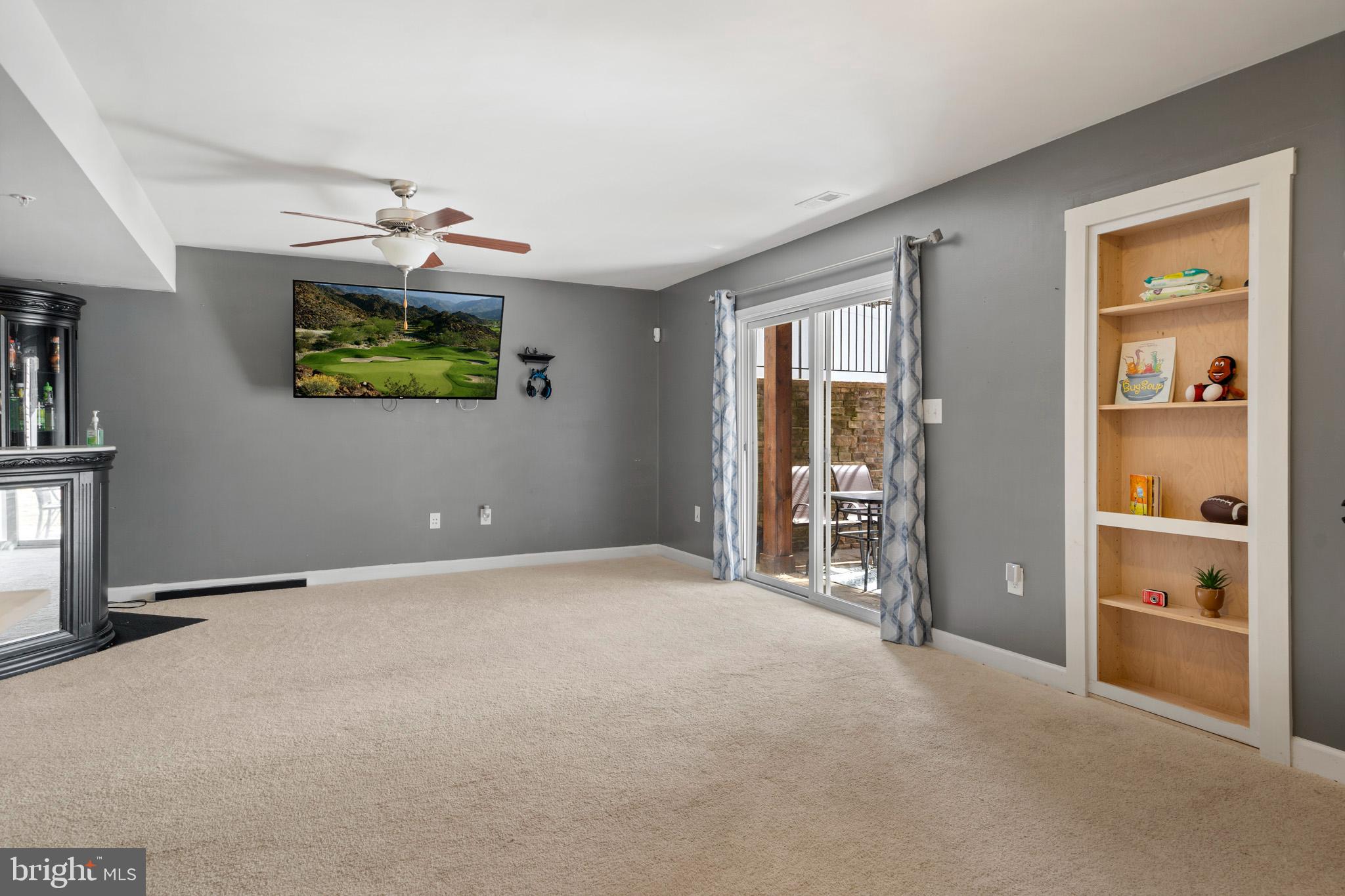 OAK TREE LANDING - Residential