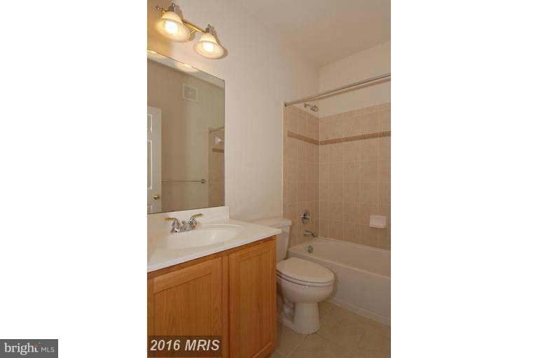 HIDDEN CREEK - Residential Lease