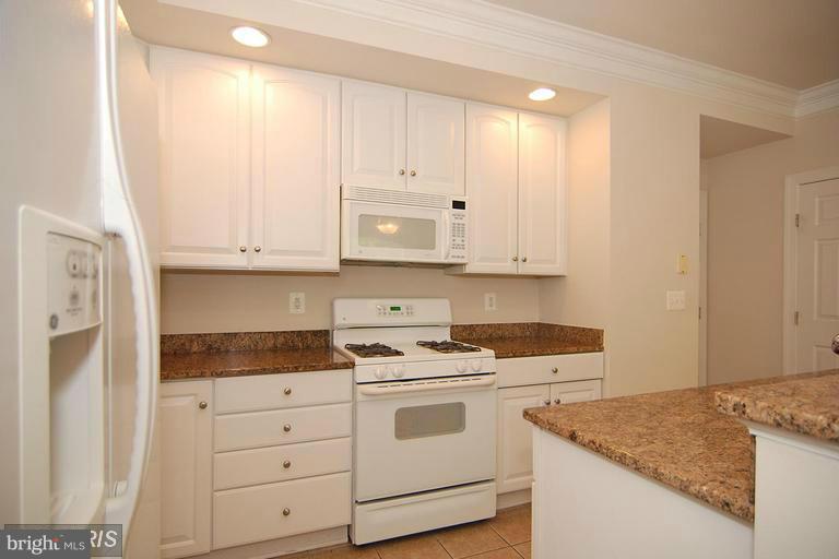 HIDDEN CREEK - Residential Lease