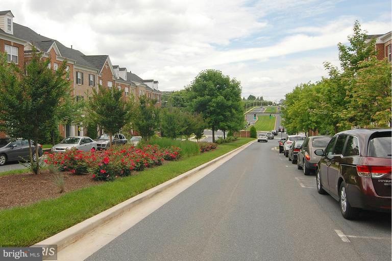 HIDDEN CREEK - Residential Lease