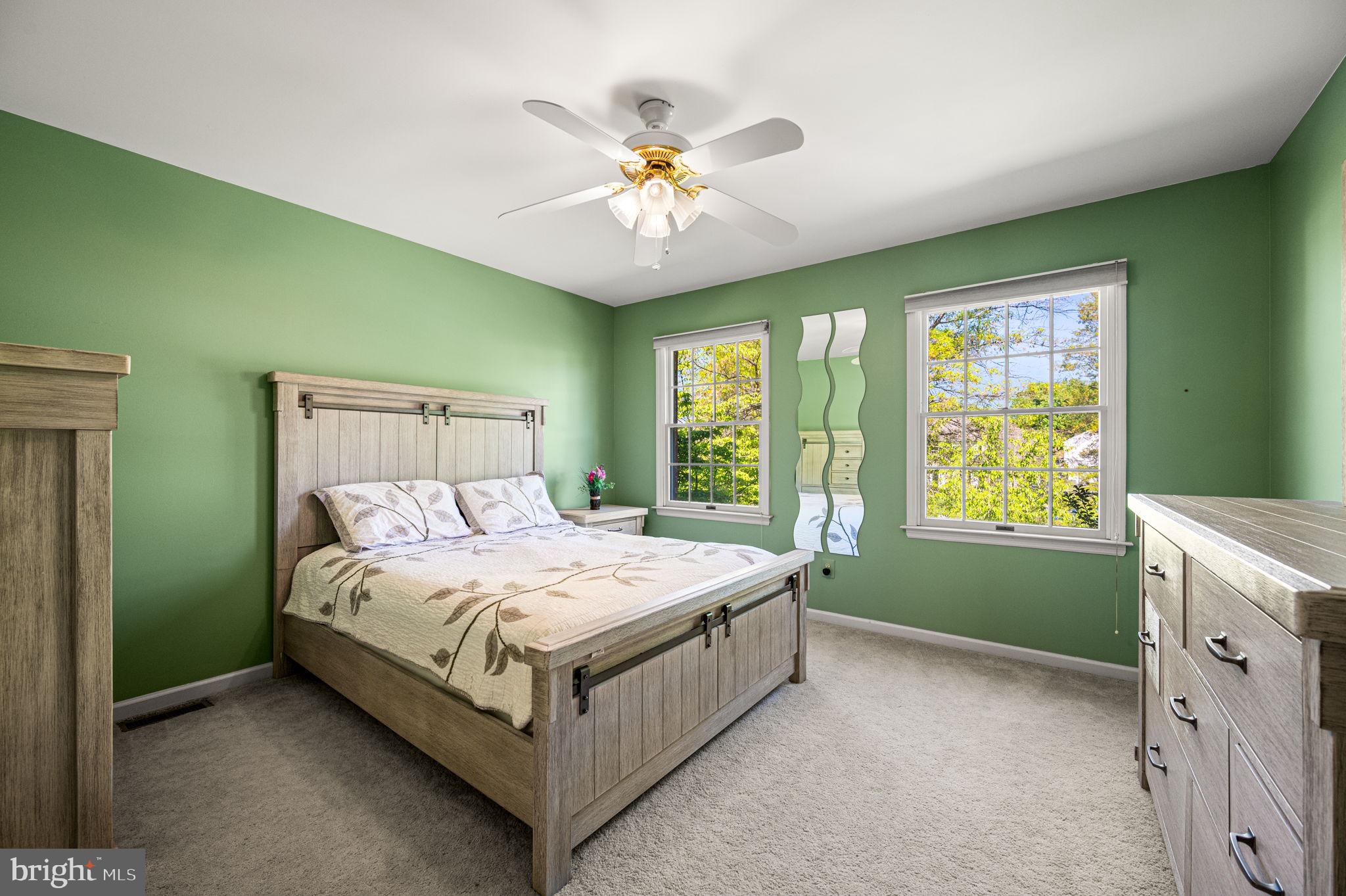 WEAVERS POND - Residential