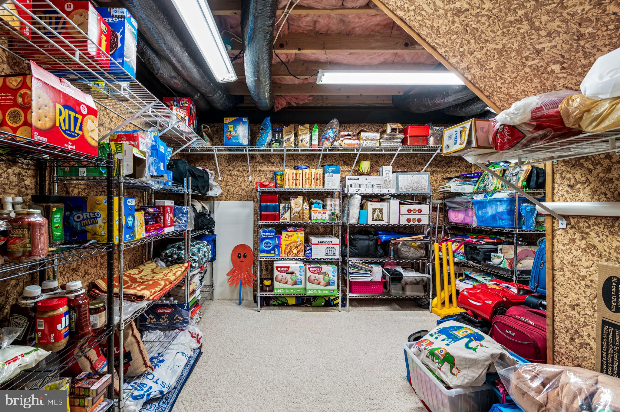 WEAVERS POND - Residential