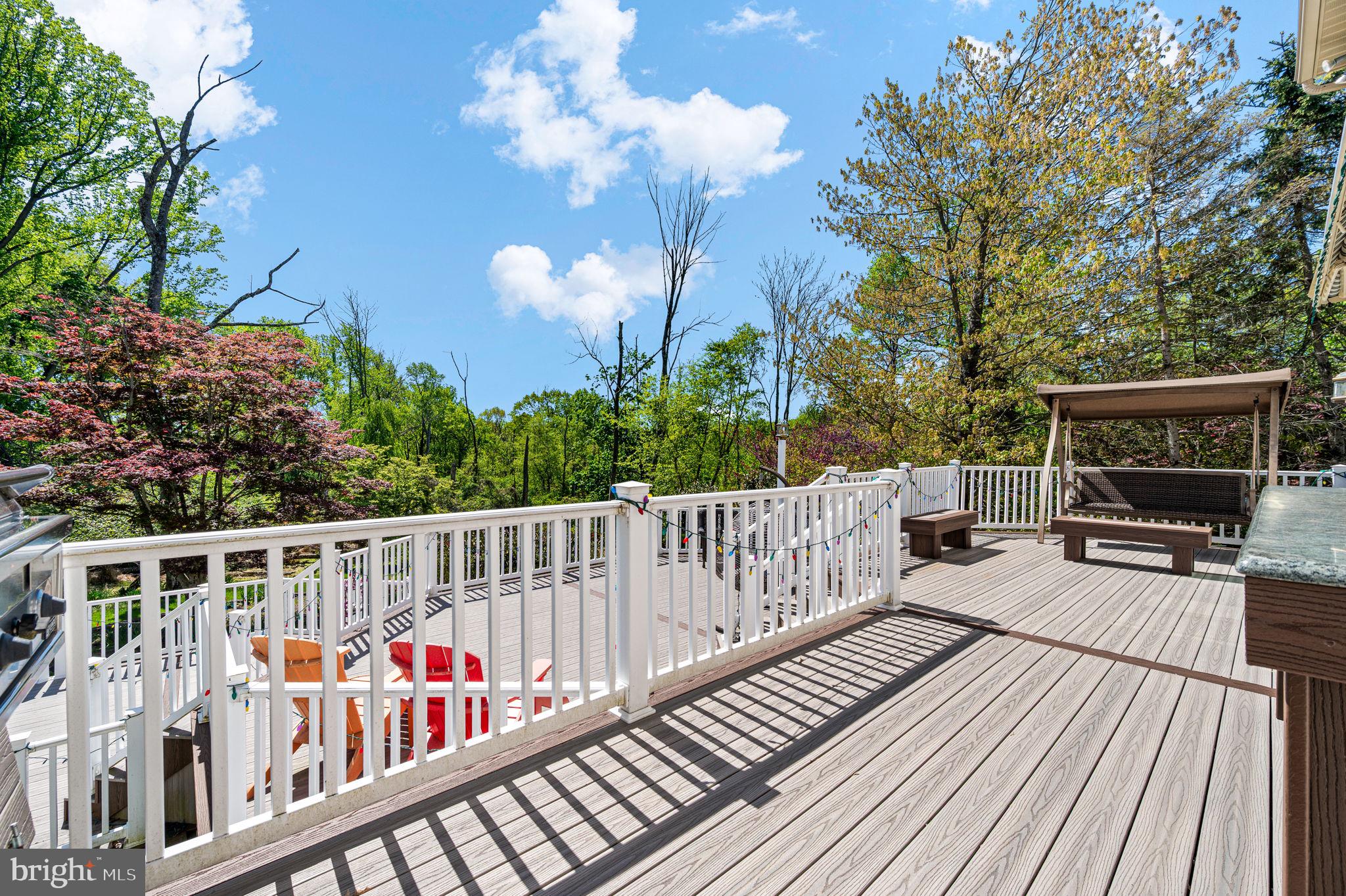 WEAVERS POND - Residential