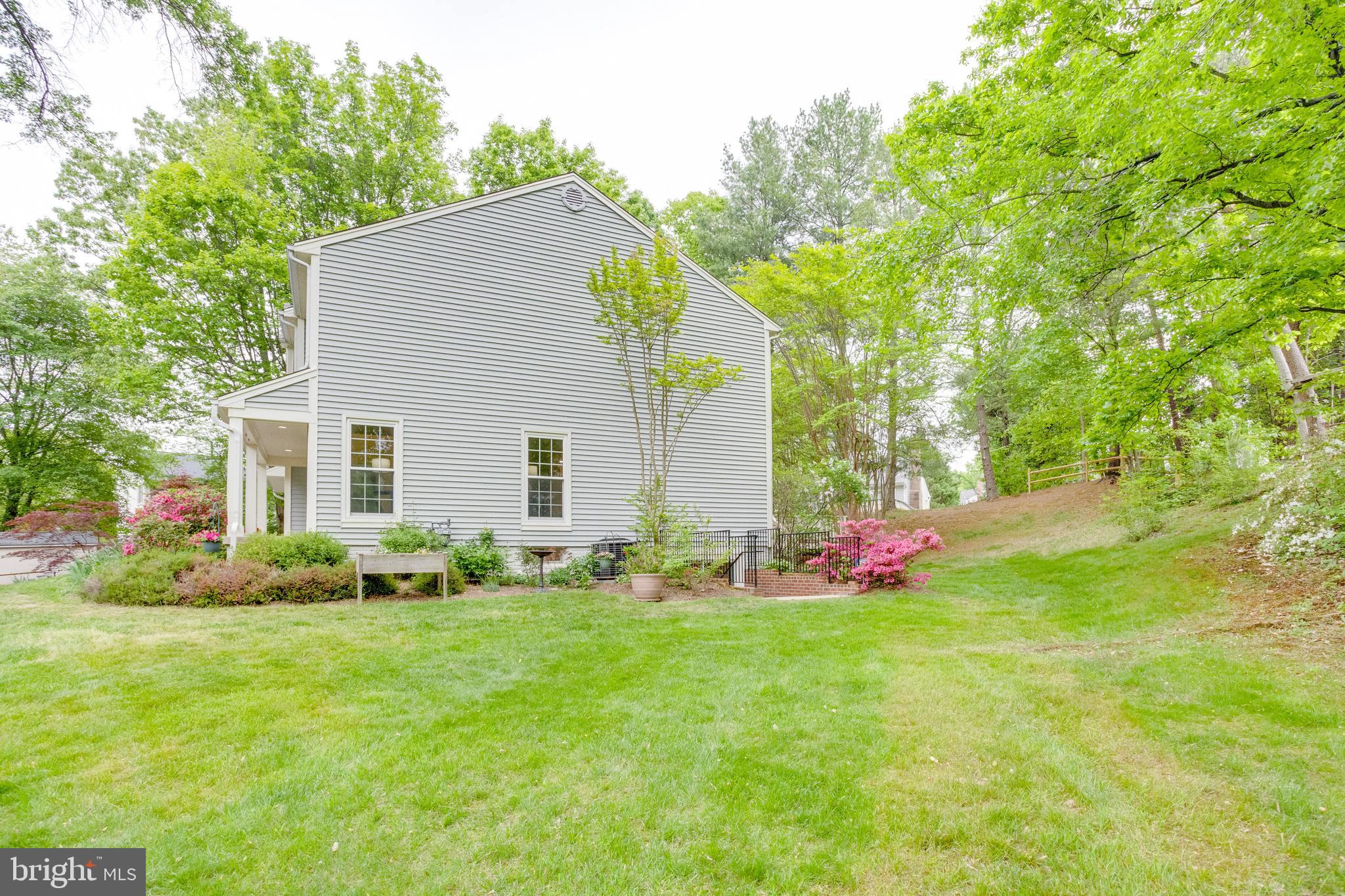 TRIPLE RIDGE - Residential