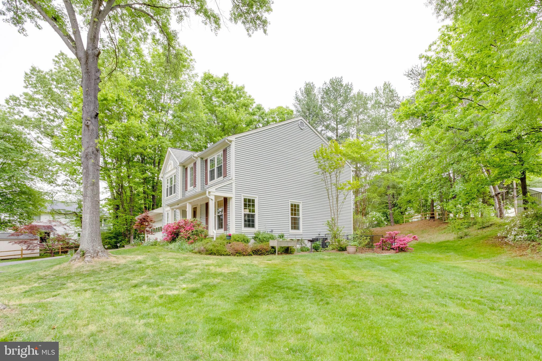 TRIPLE RIDGE - Residential