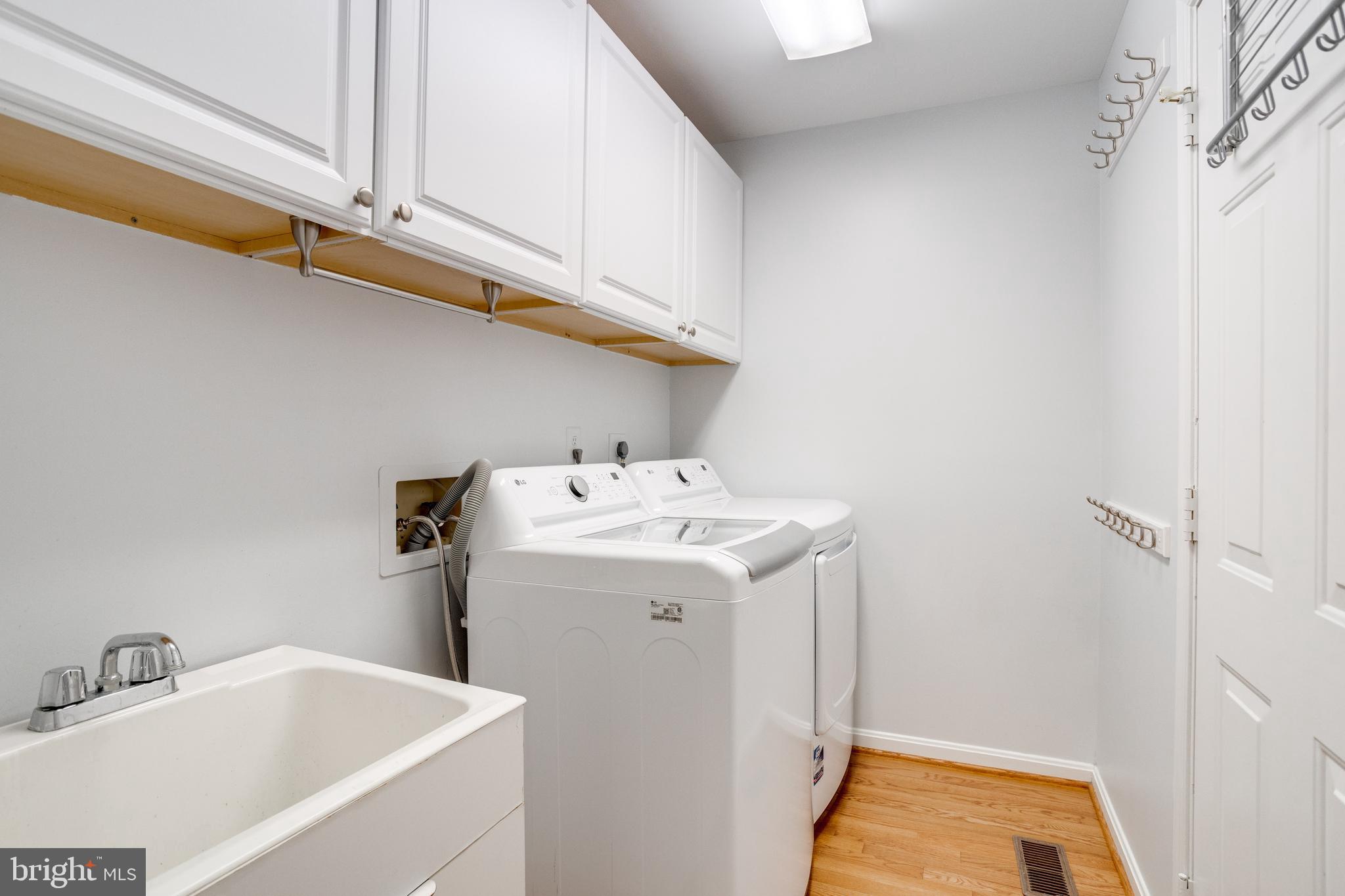 TRIPLE RIDGE - Residential