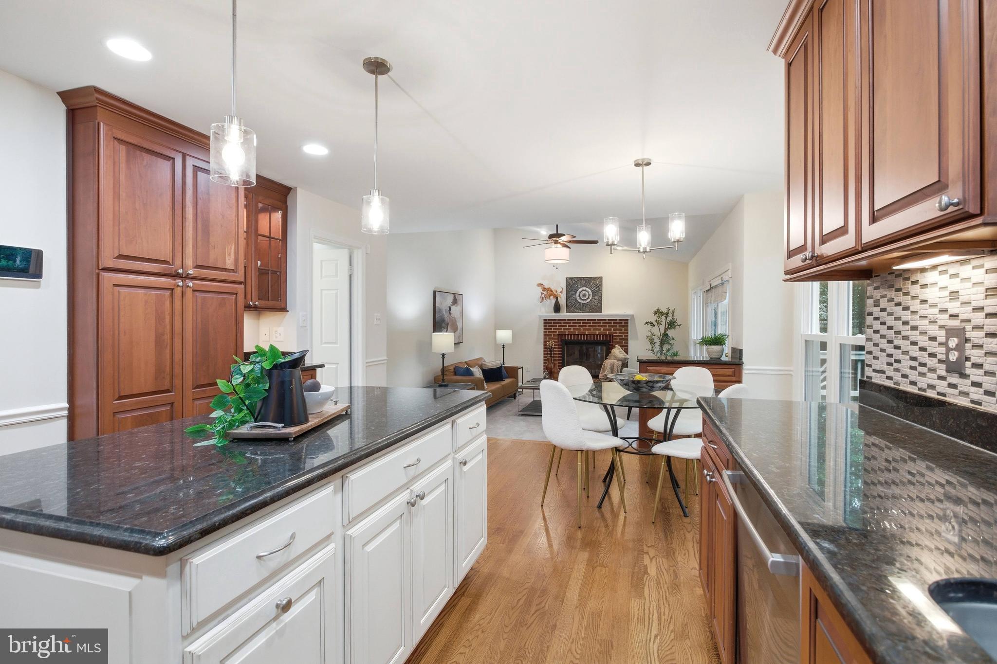 TRIPLE RIDGE - Residential