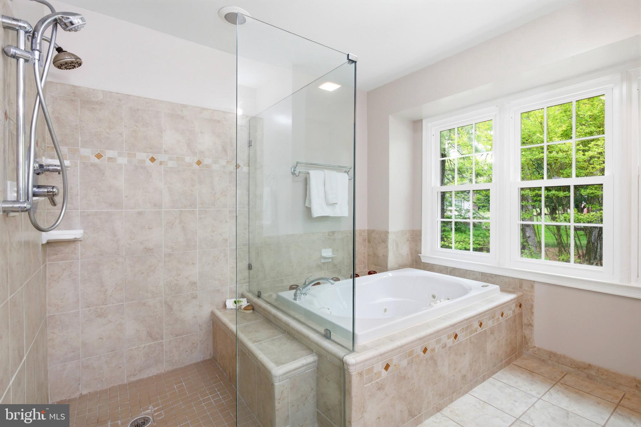 TRIPLE RIDGE - Residential