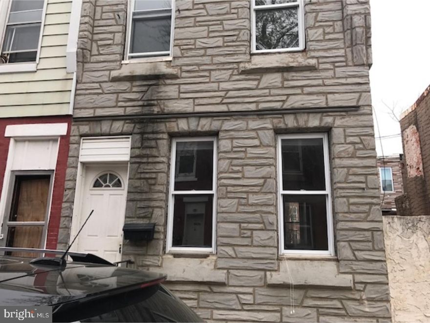 **Investors Dream** Large Bank owned property. Close to public transportation and schools! ! Little tlc and perfect!!Property being sold as is!!Buyer responsible for all city certs!!Sold as-is, Any offers must be made on Bank docs on file with listing office. Also lead paint addendum attached to listing.