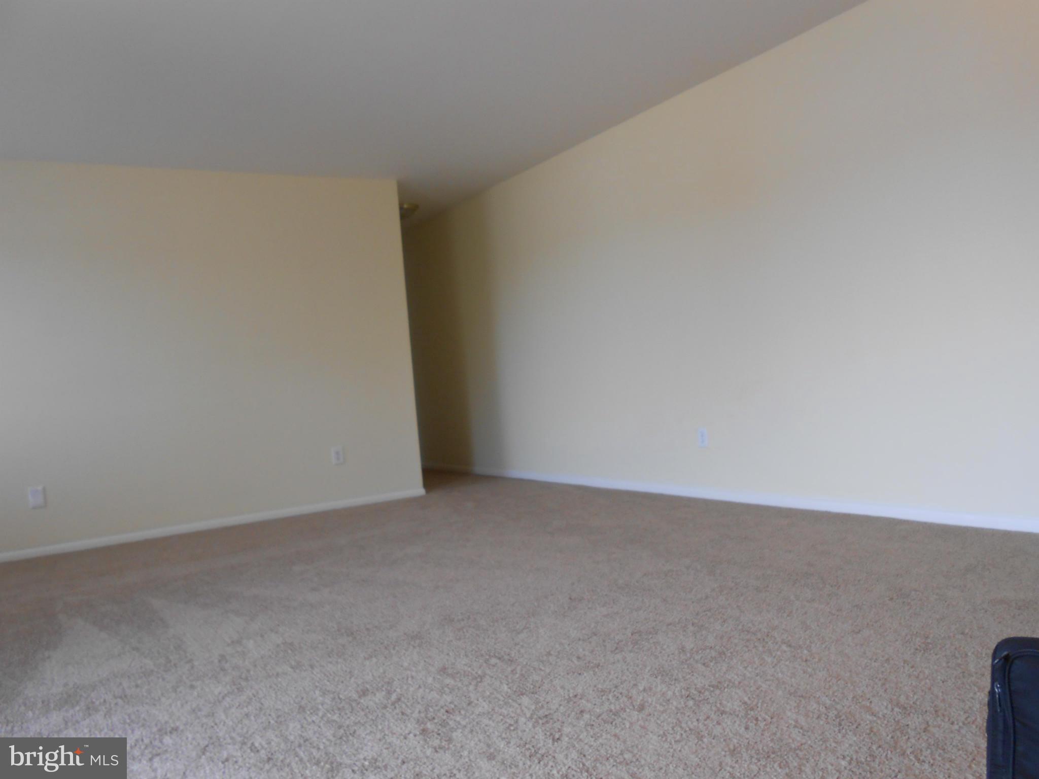 VALLEY HEIGHTS - Residential Lease