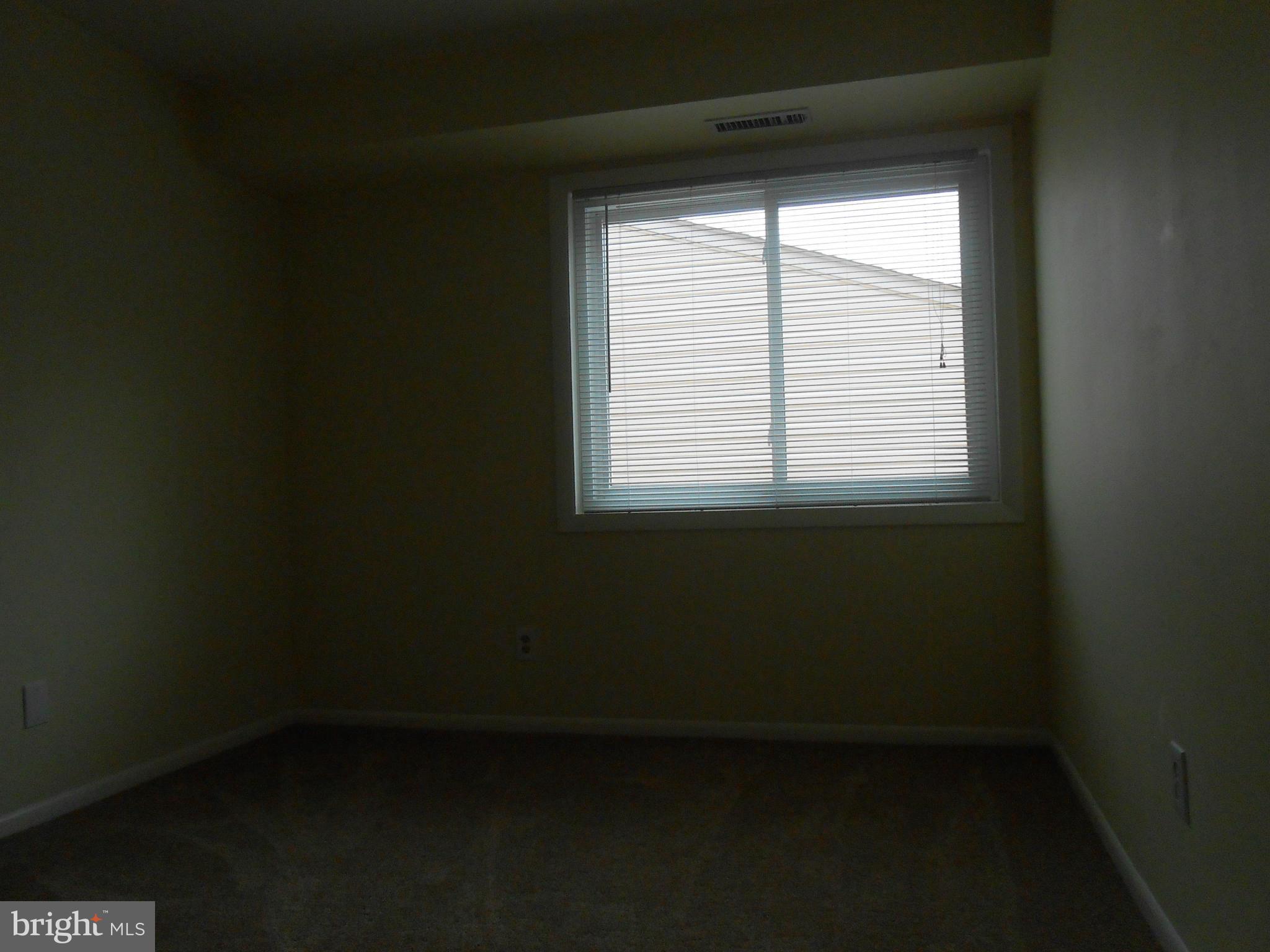 VALLEY HEIGHTS - Residential Lease