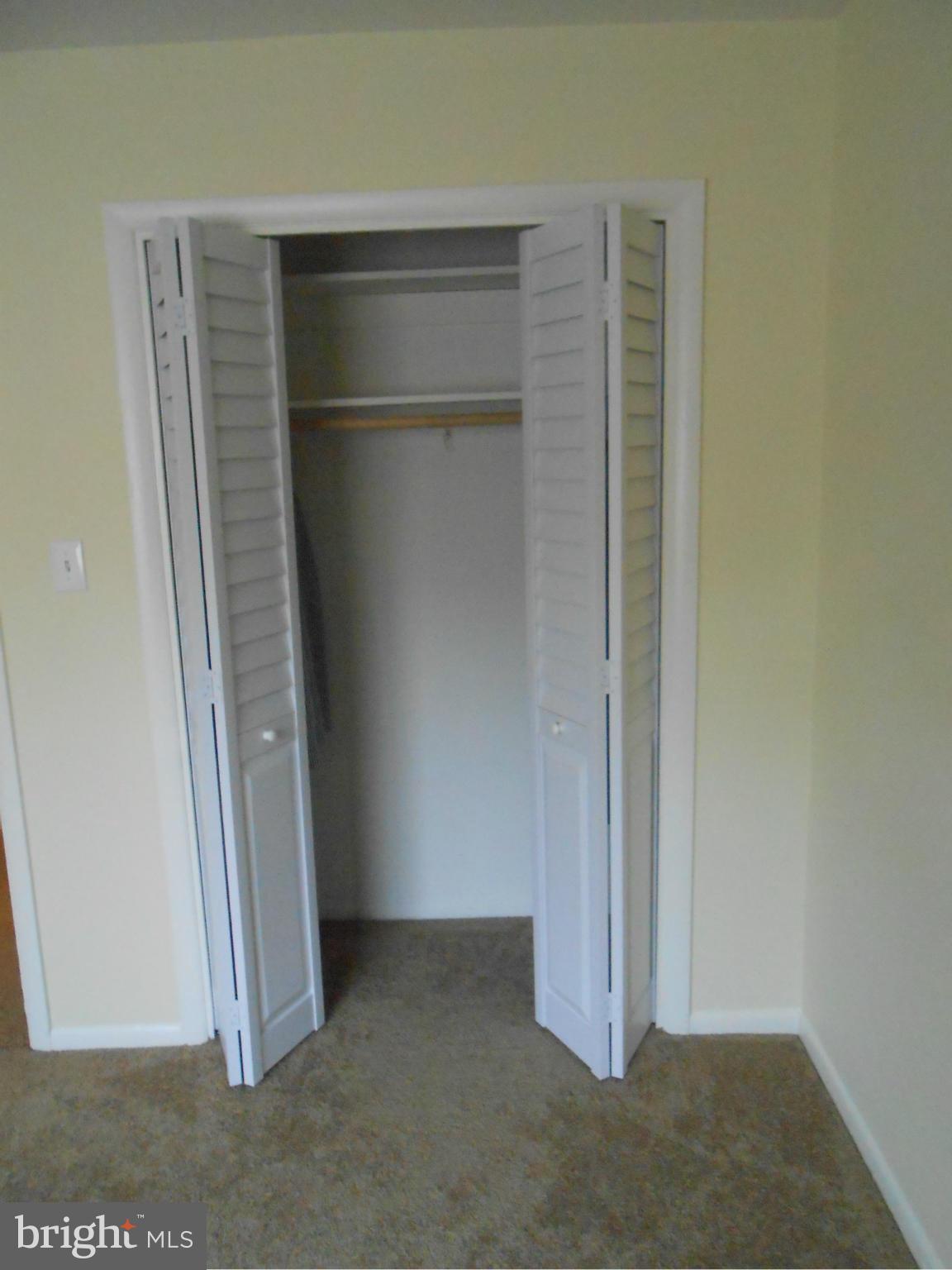 VALLEY HEIGHTS - Residential Lease