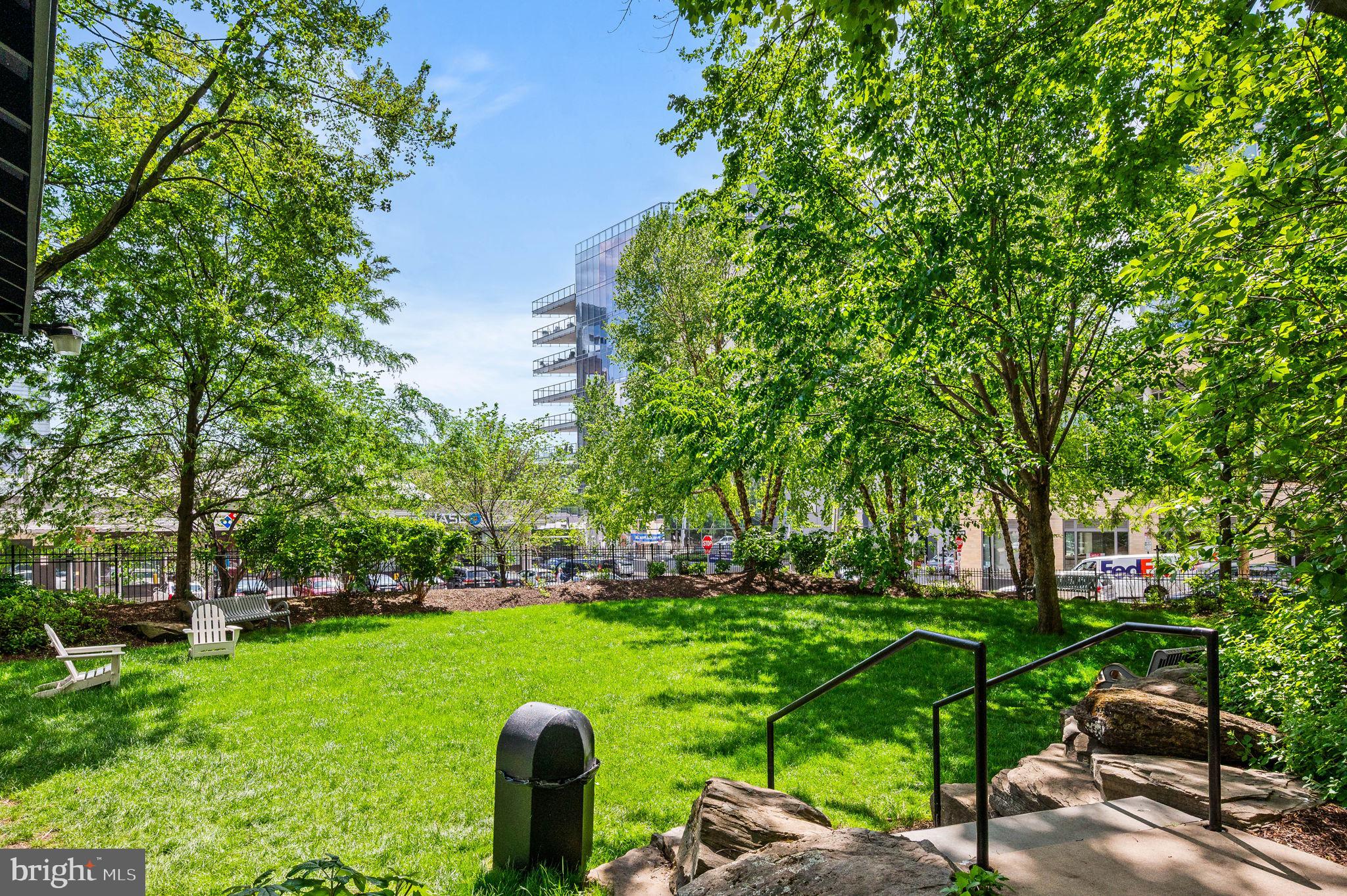 FAIRMOUNT - Residential