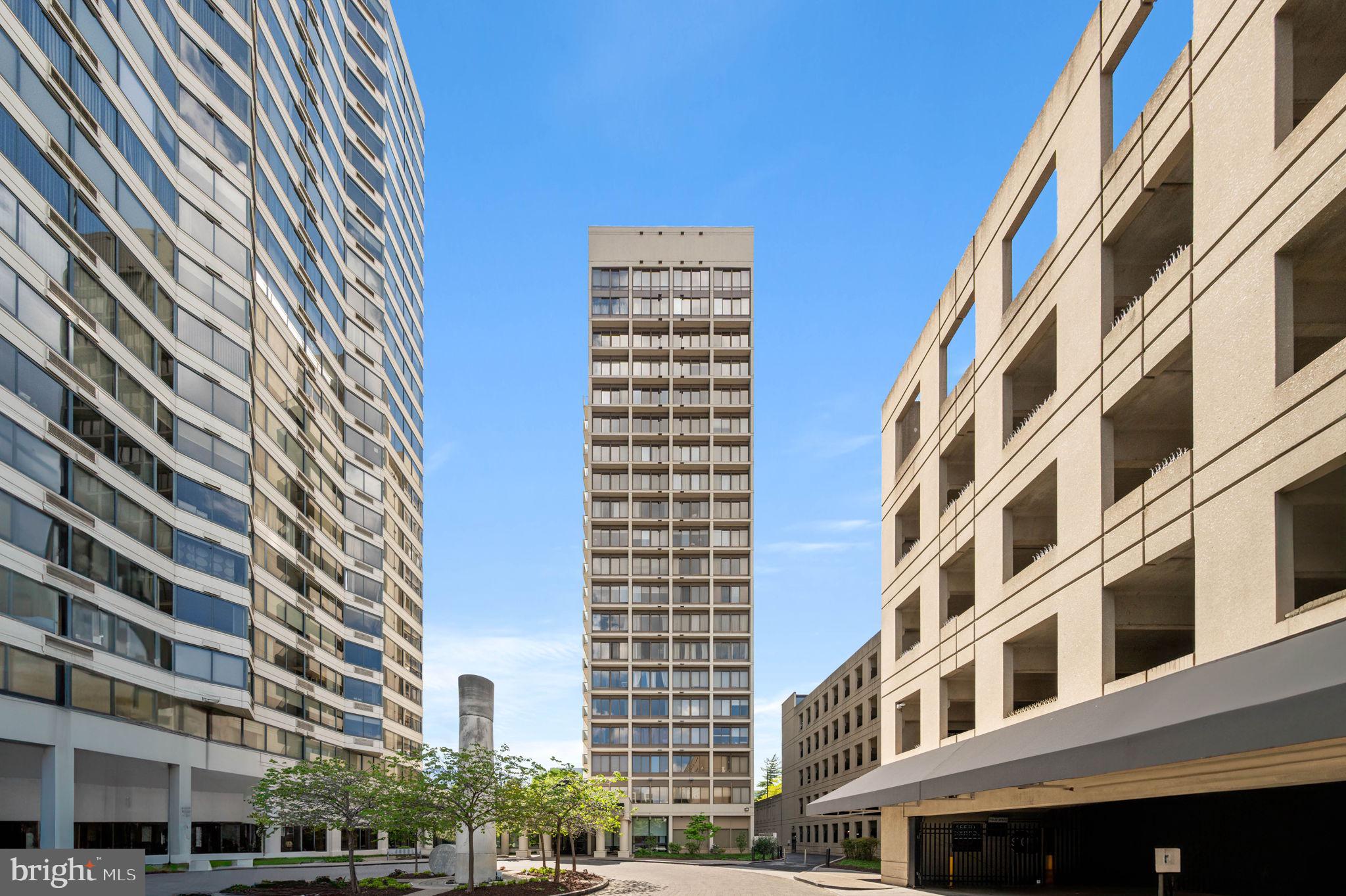 FAIRMOUNT - Residential