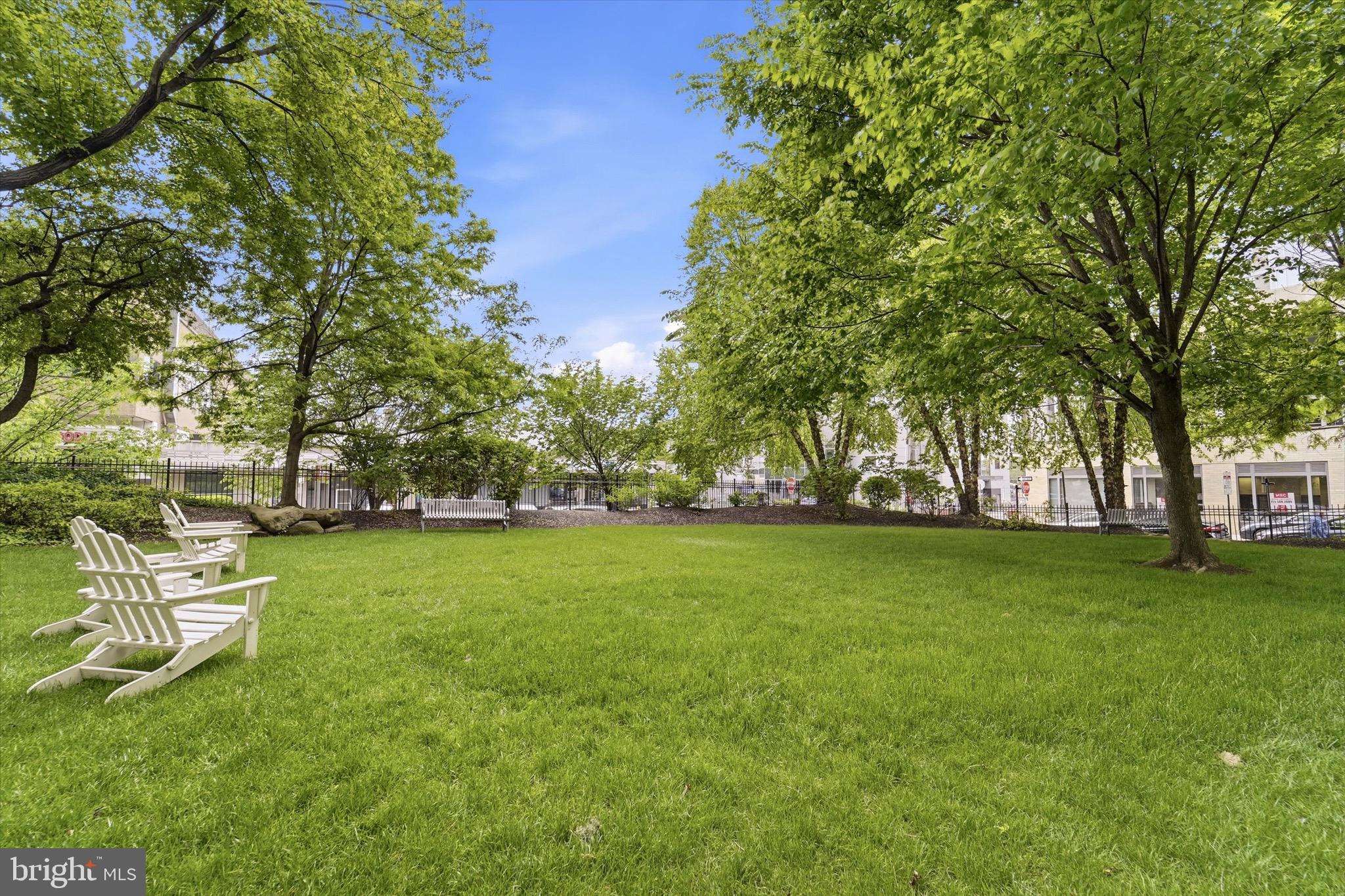 FAIRMOUNT - Residential