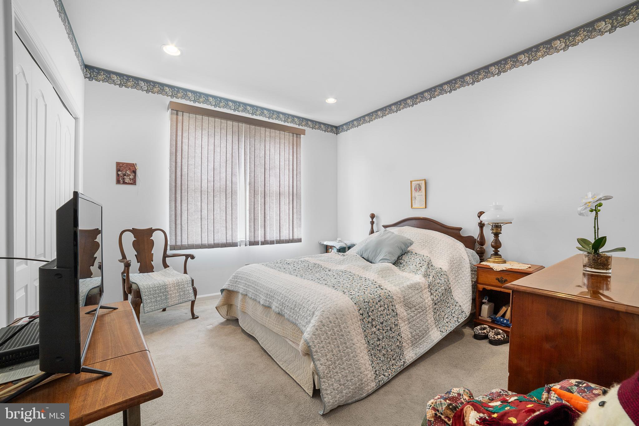 KINGSFIELD - Residential