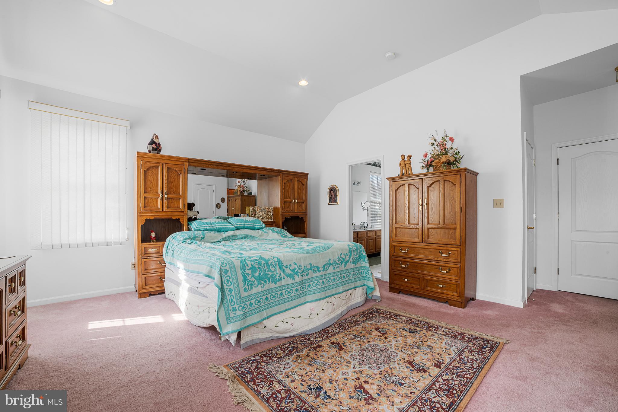 KINGSFIELD - Residential