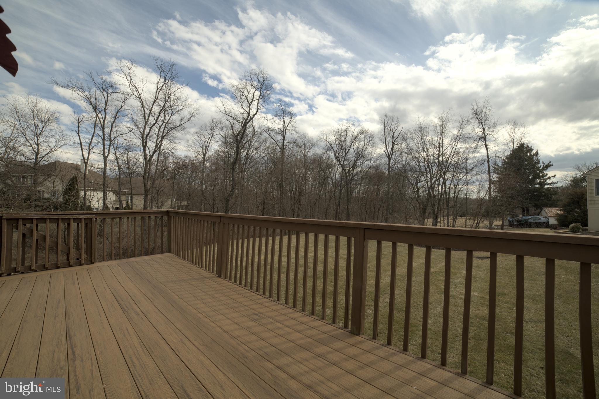 KINGSFIELD - Residential