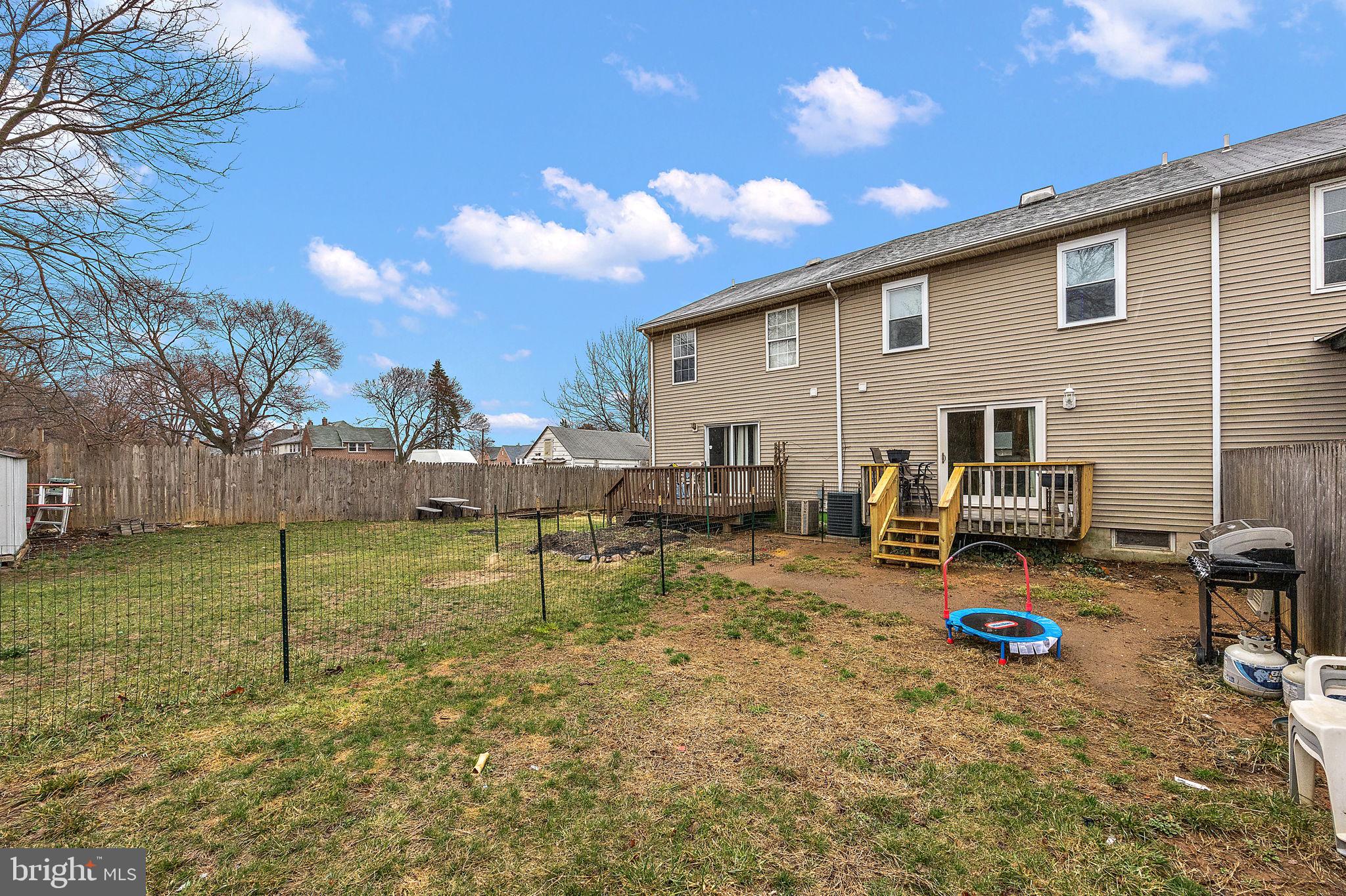 KATHLEEN KNOLL - Residential