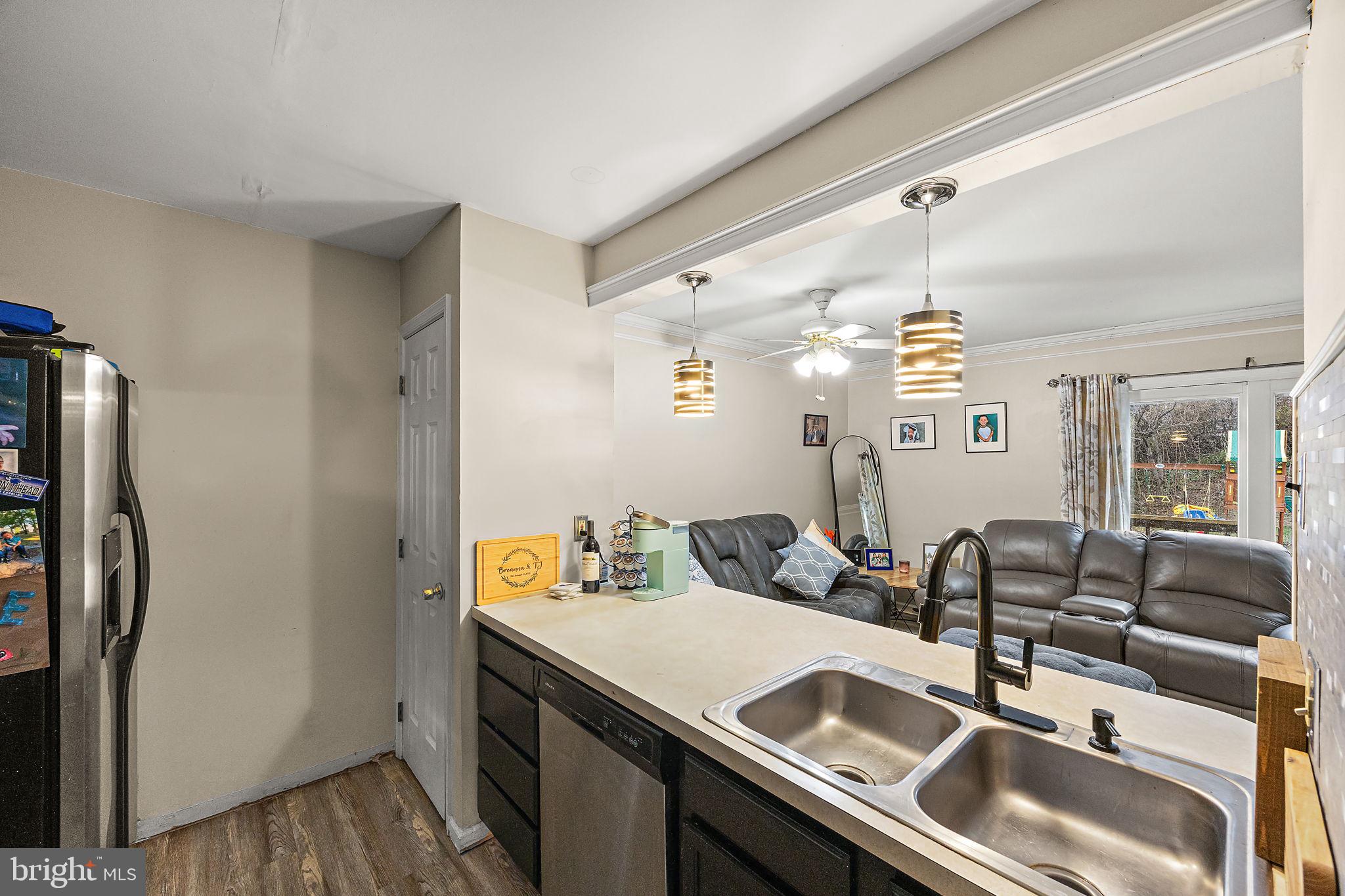 KATHLEEN KNOLL - Residential