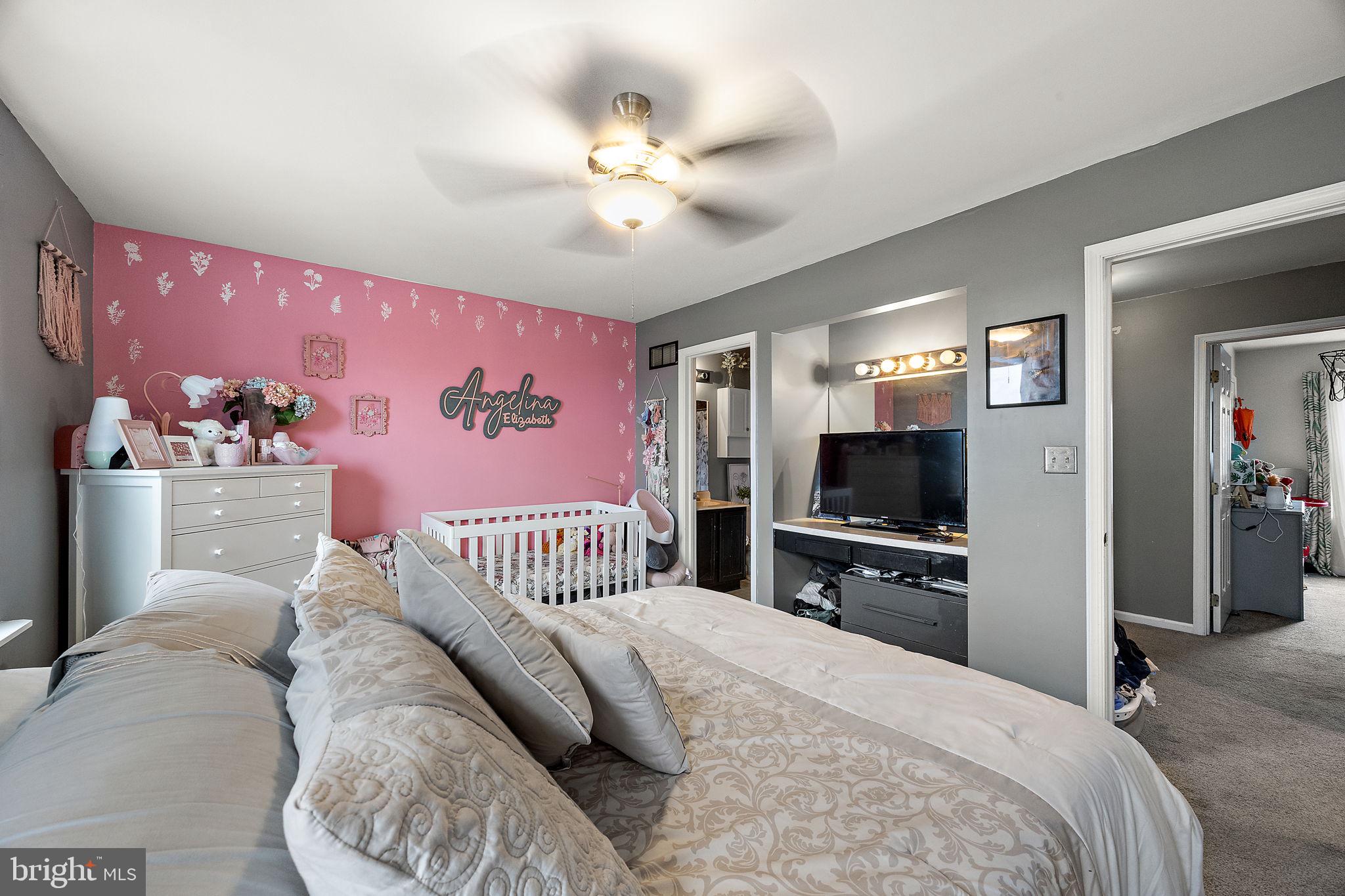 KATHLEEN KNOLL - Residential