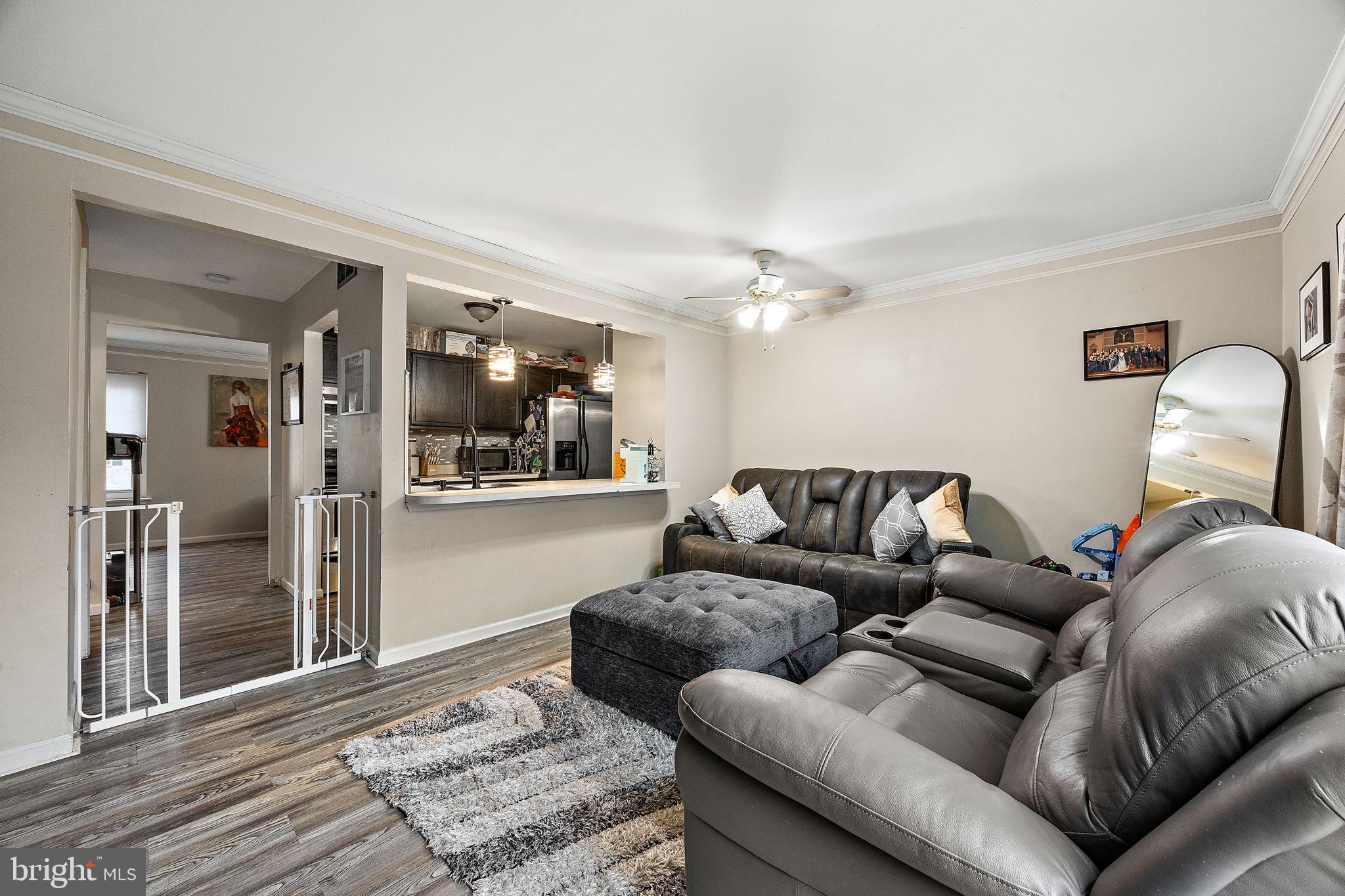 KATHLEEN KNOLL - Residential