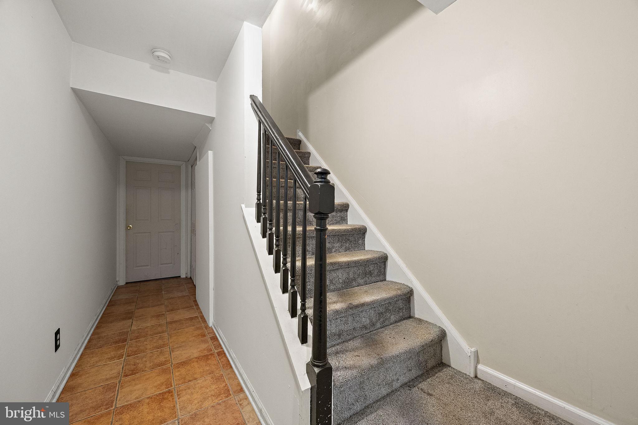 KATHLEEN KNOLL - Residential