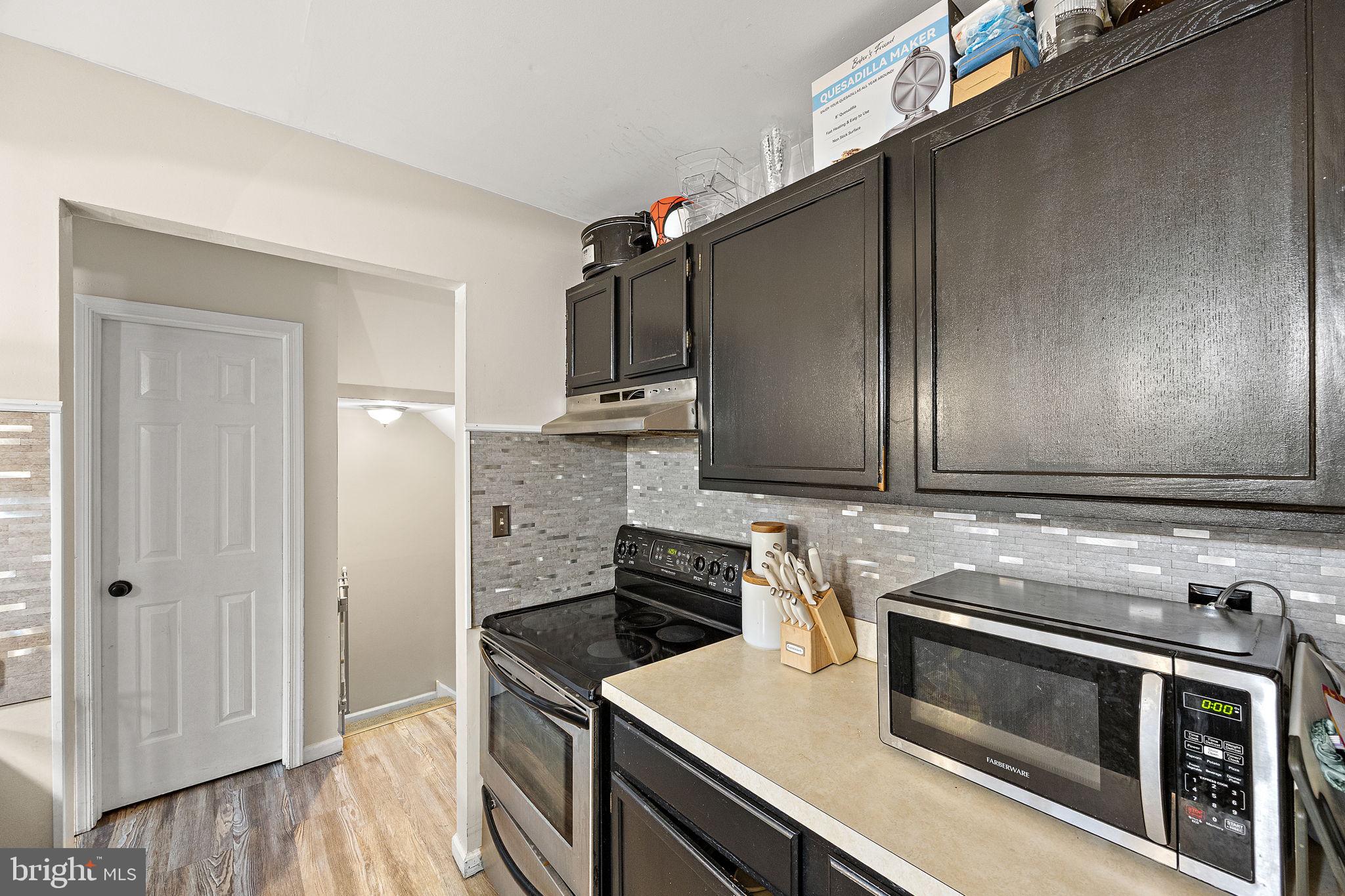 KATHLEEN KNOLL - Residential