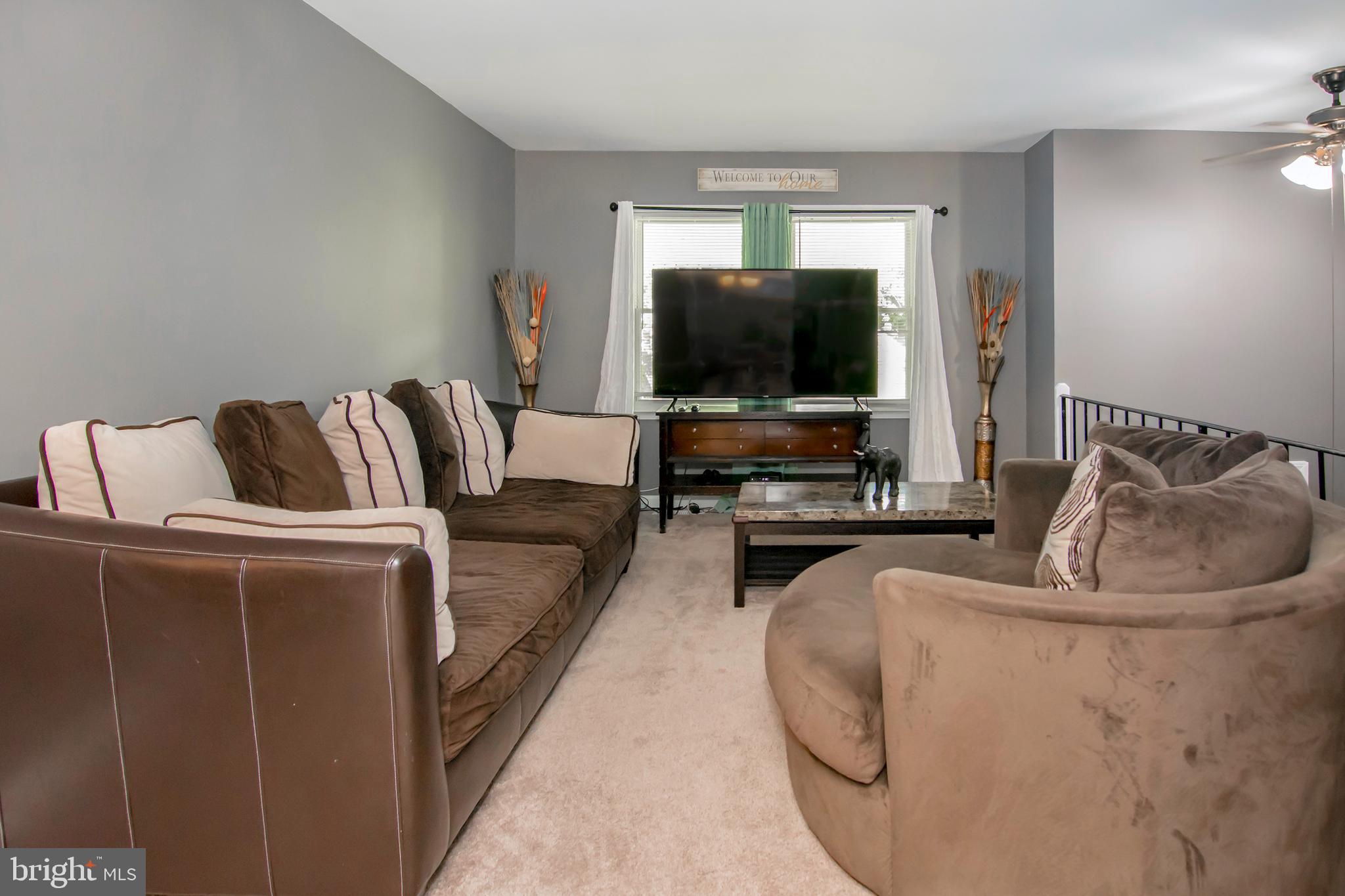 STRAWBERRY HILL EST SUB - Residential