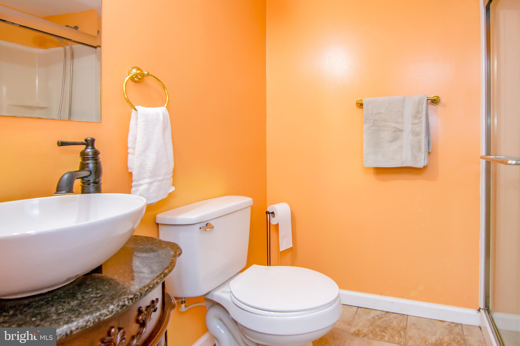 STRAWBERRY HILL EST SUB - Residential