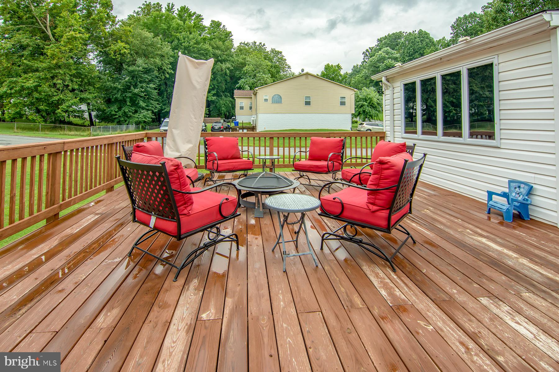 STRAWBERRY HILL EST SUB - Residential