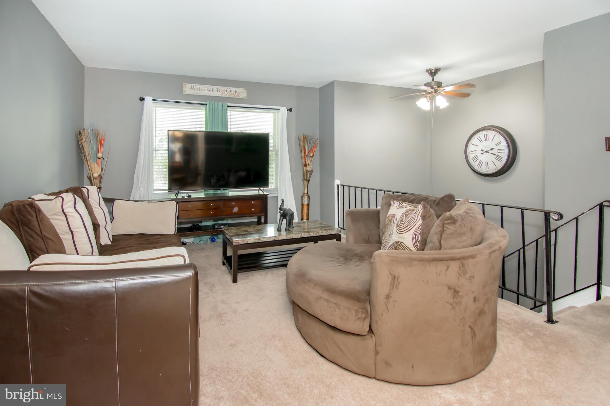 STRAWBERRY HILL EST SUB - Residential