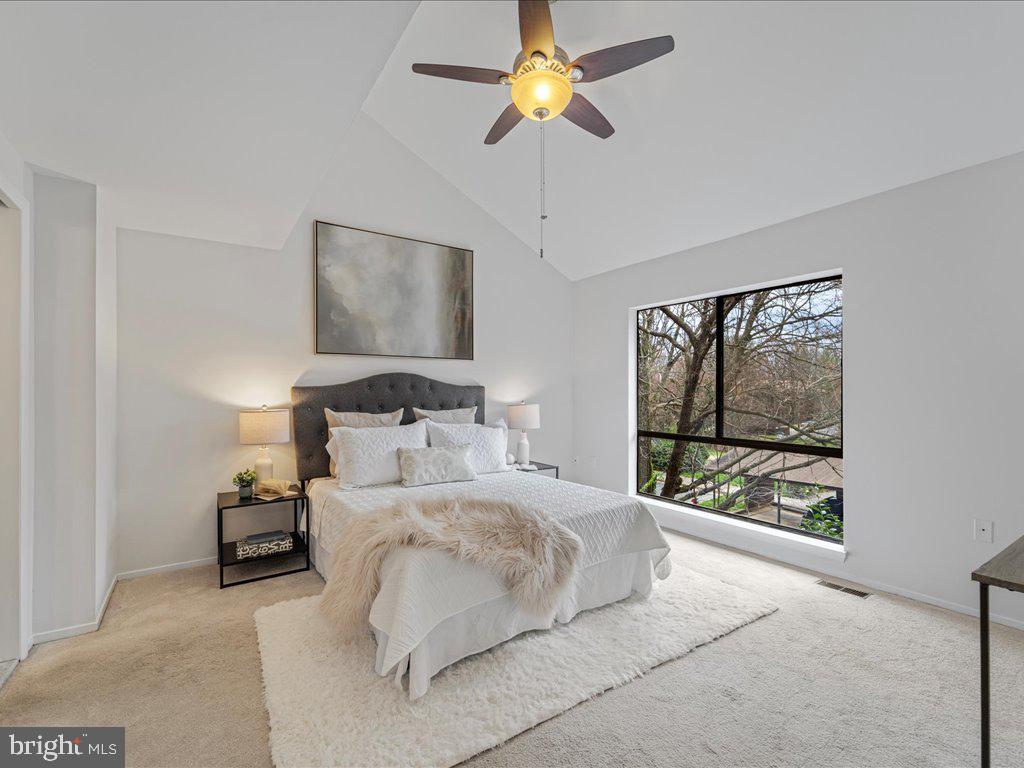 RESTON - Residential