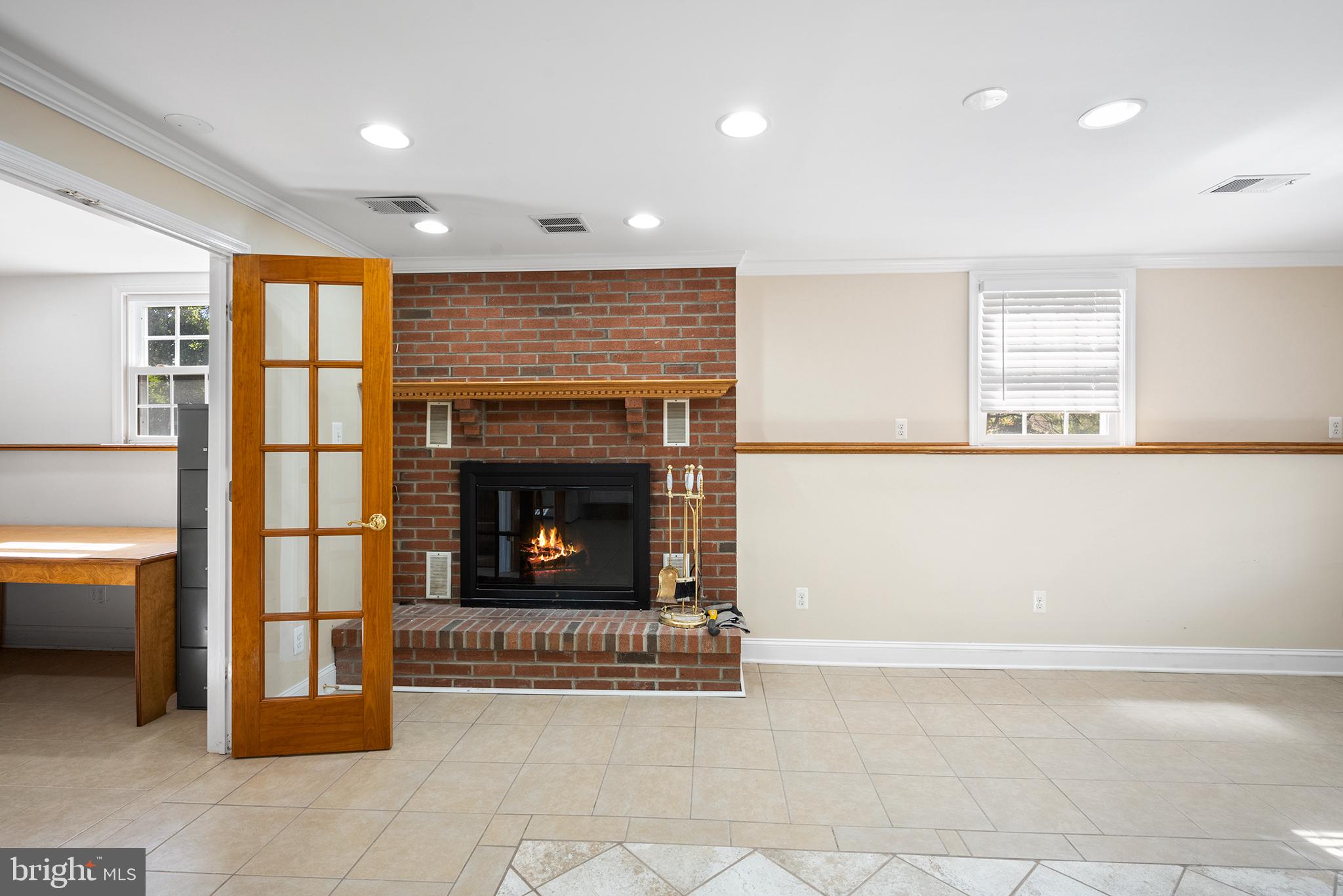 JARRETTSVILLE - Residential