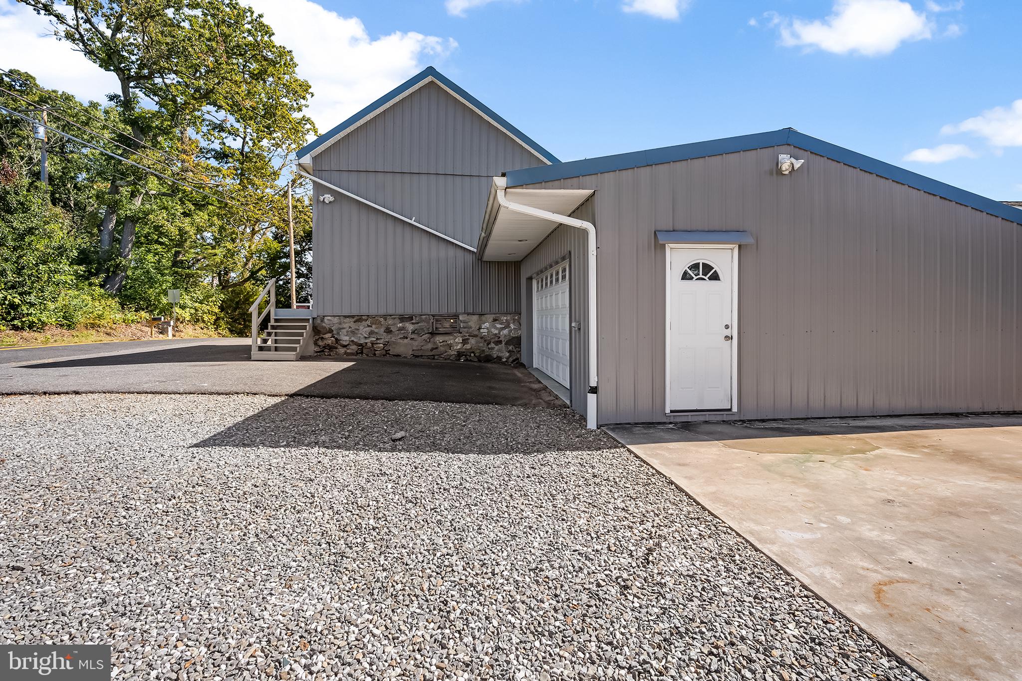 JARRETTSVILLE - Residential