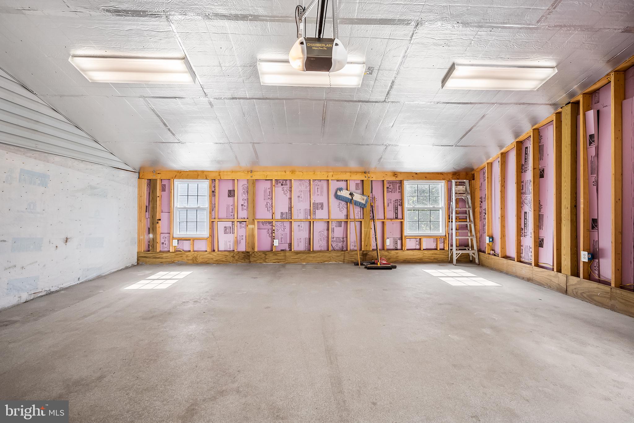 JARRETTSVILLE - Residential