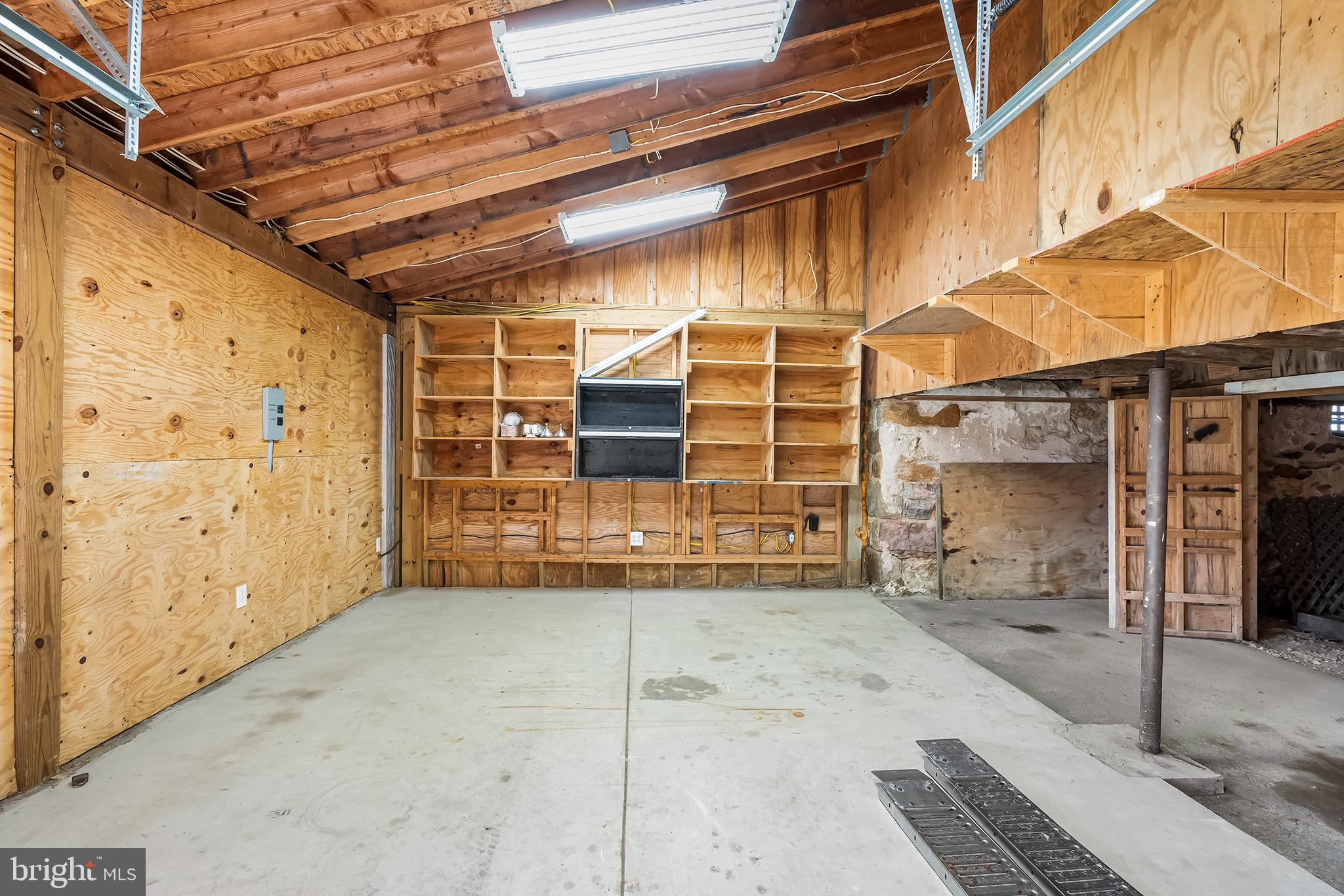 JARRETTSVILLE - Residential