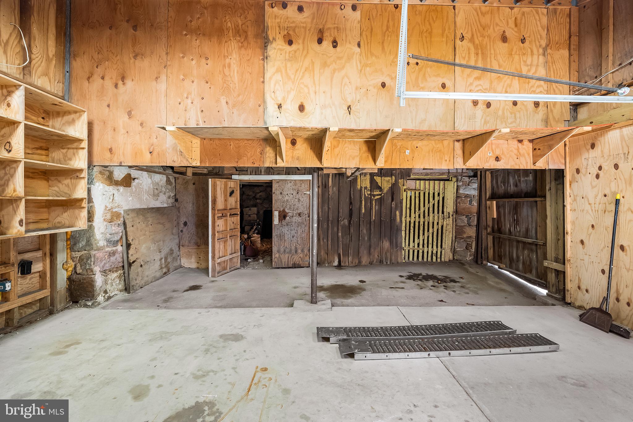 JARRETTSVILLE - Residential