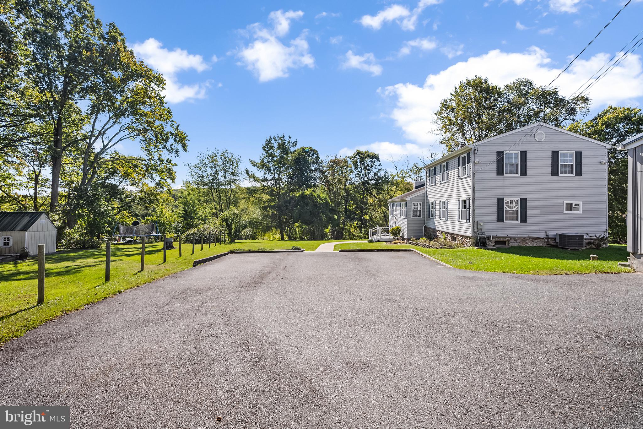 JARRETTSVILLE - Residential