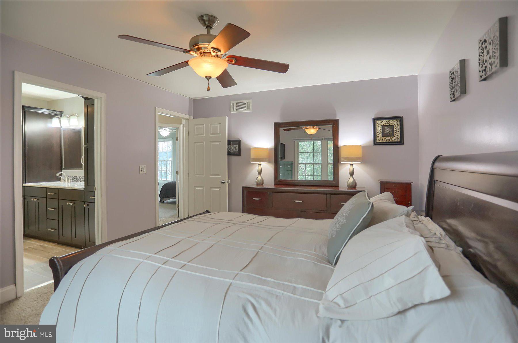 SILVER MEADOWS - Residential