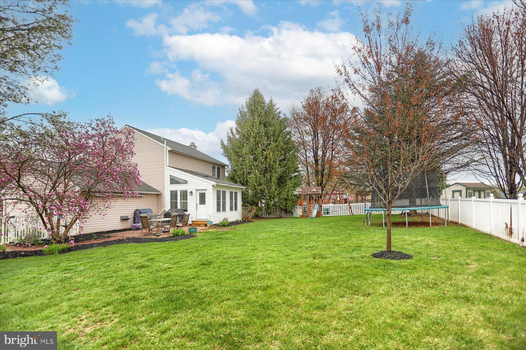 SILVER MEADOWS - Residential