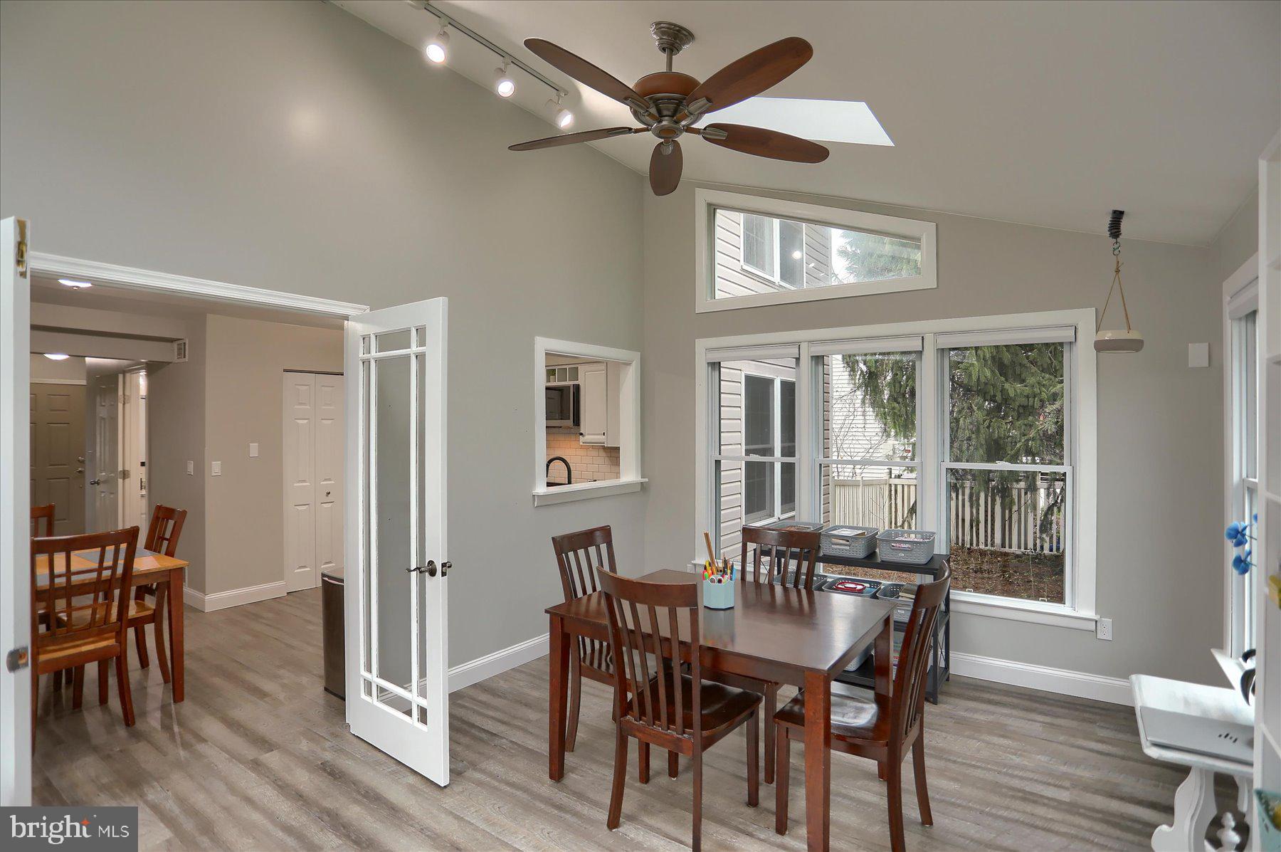 SILVER MEADOWS - Residential