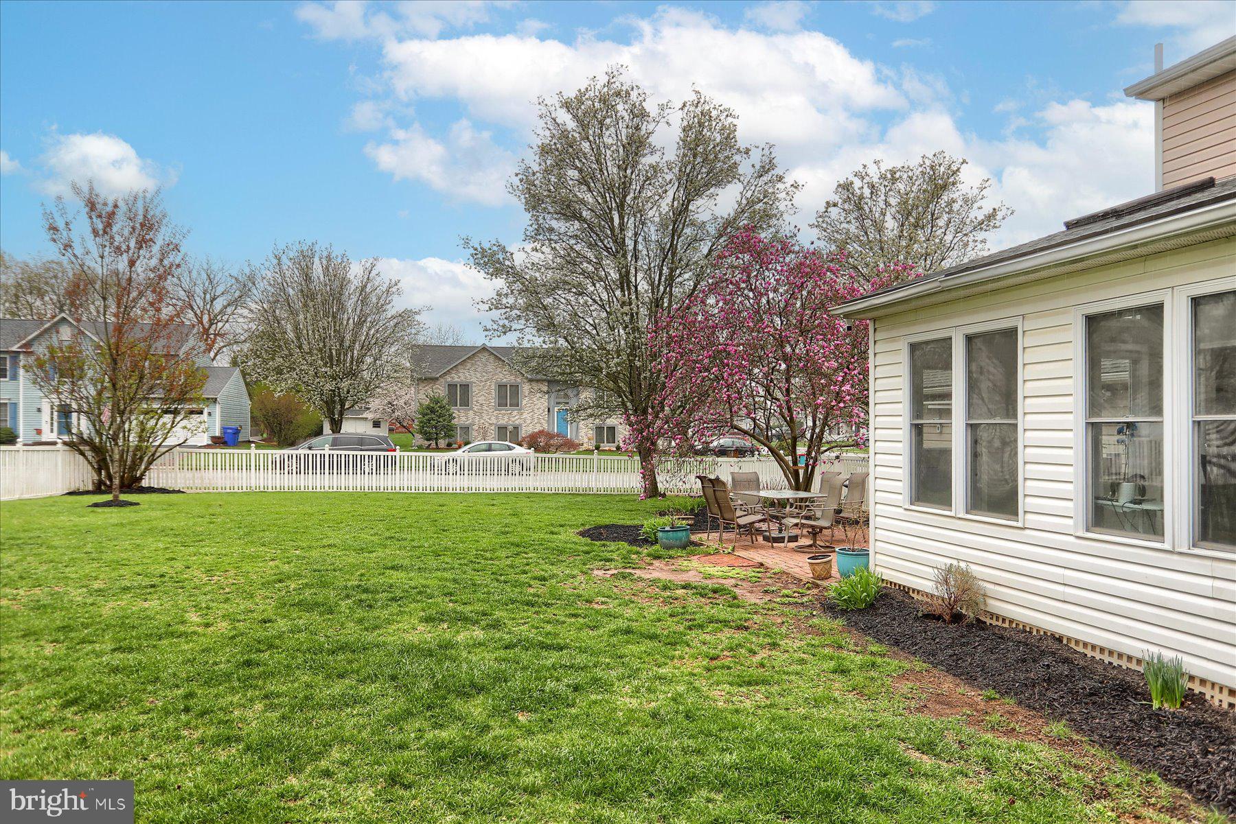 SILVER MEADOWS - Residential