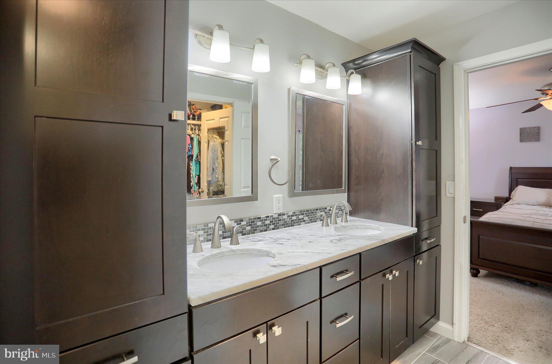 SILVER MEADOWS - Residential